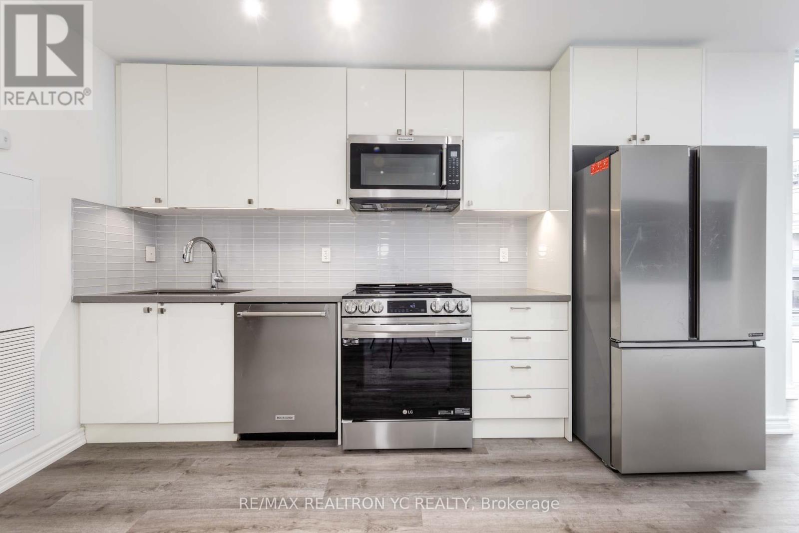 Property at 705 - 621 SHEPPARD AVENUE E image 5