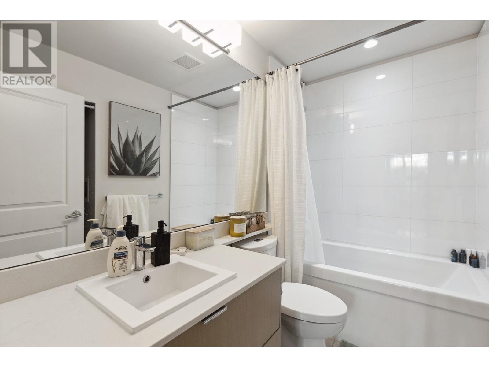 111 255 W 1st Street, North Vancouver, British Columbia  V7M 3G8 - Photo 17 - R2978397