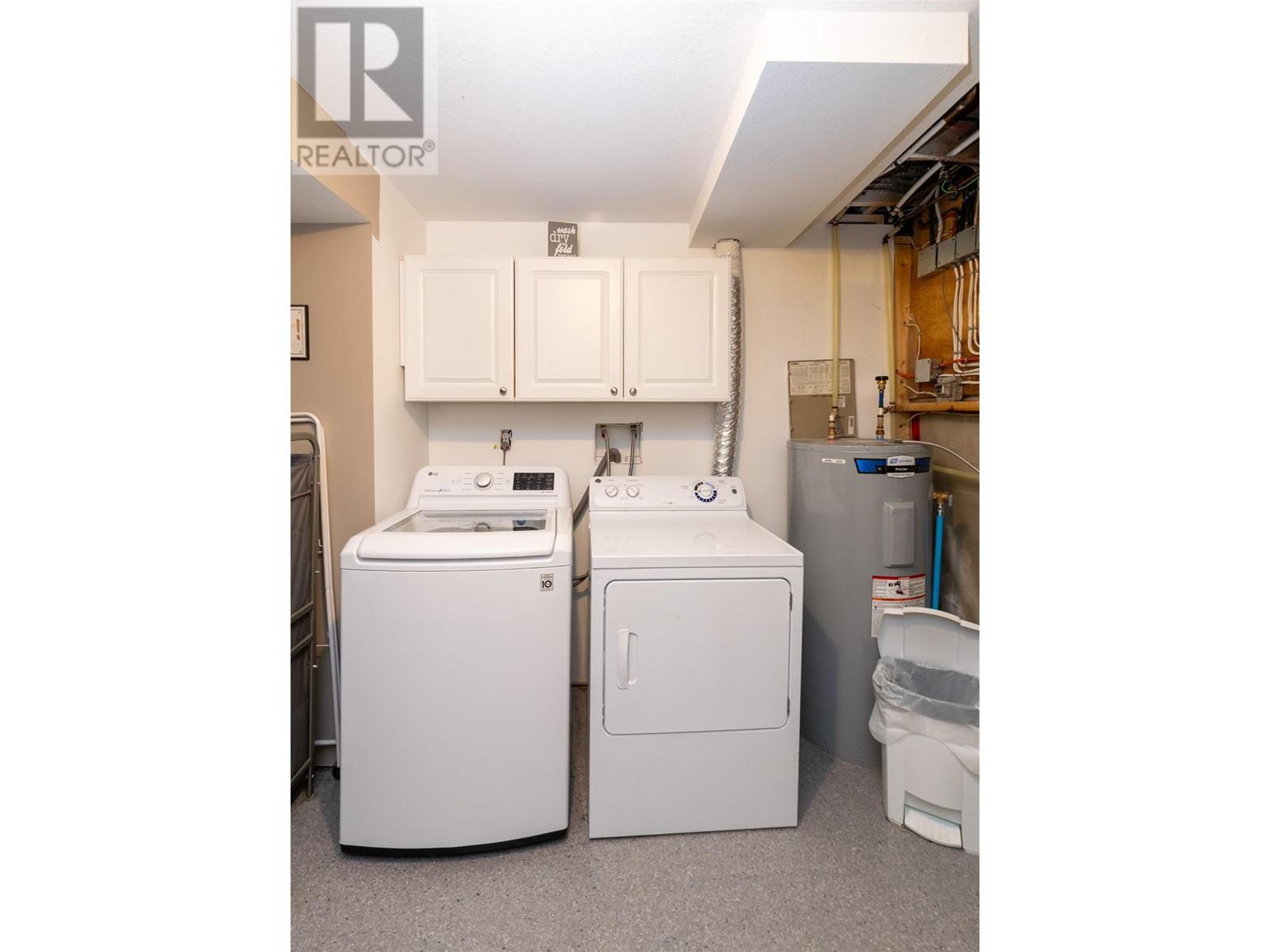 7796 Columbia Drive, Anglemont, British Columbia  V0E 1M8 - Photo 48 - 10339440