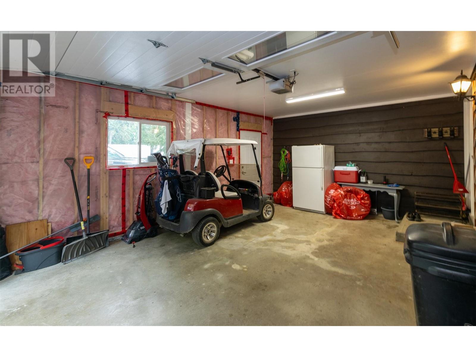 7796 Columbia Drive, Anglemont, British Columbia  V0E 1M8 - Photo 36 - 10339440