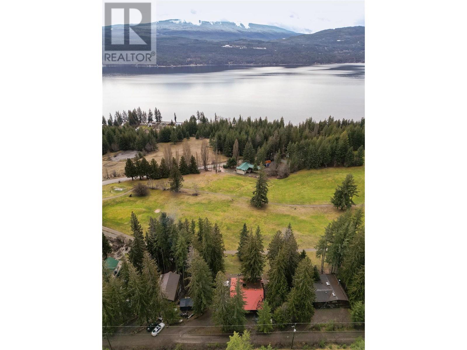 7796 Columbia Drive, Anglemont, British Columbia  V0E 1M8 - Photo 72 - 10339440