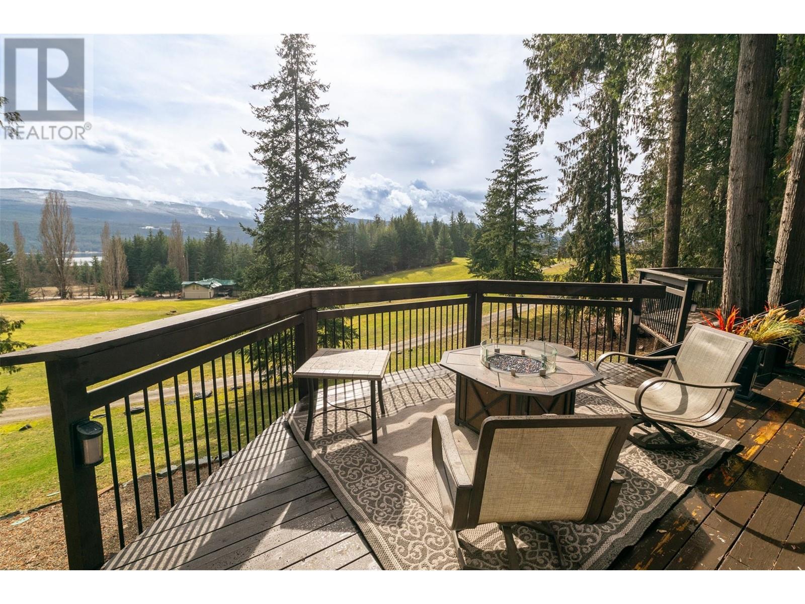 7796 Columbia Drive, Anglemont, British Columbia  V0E 1M8 - Photo 50 - 10339440