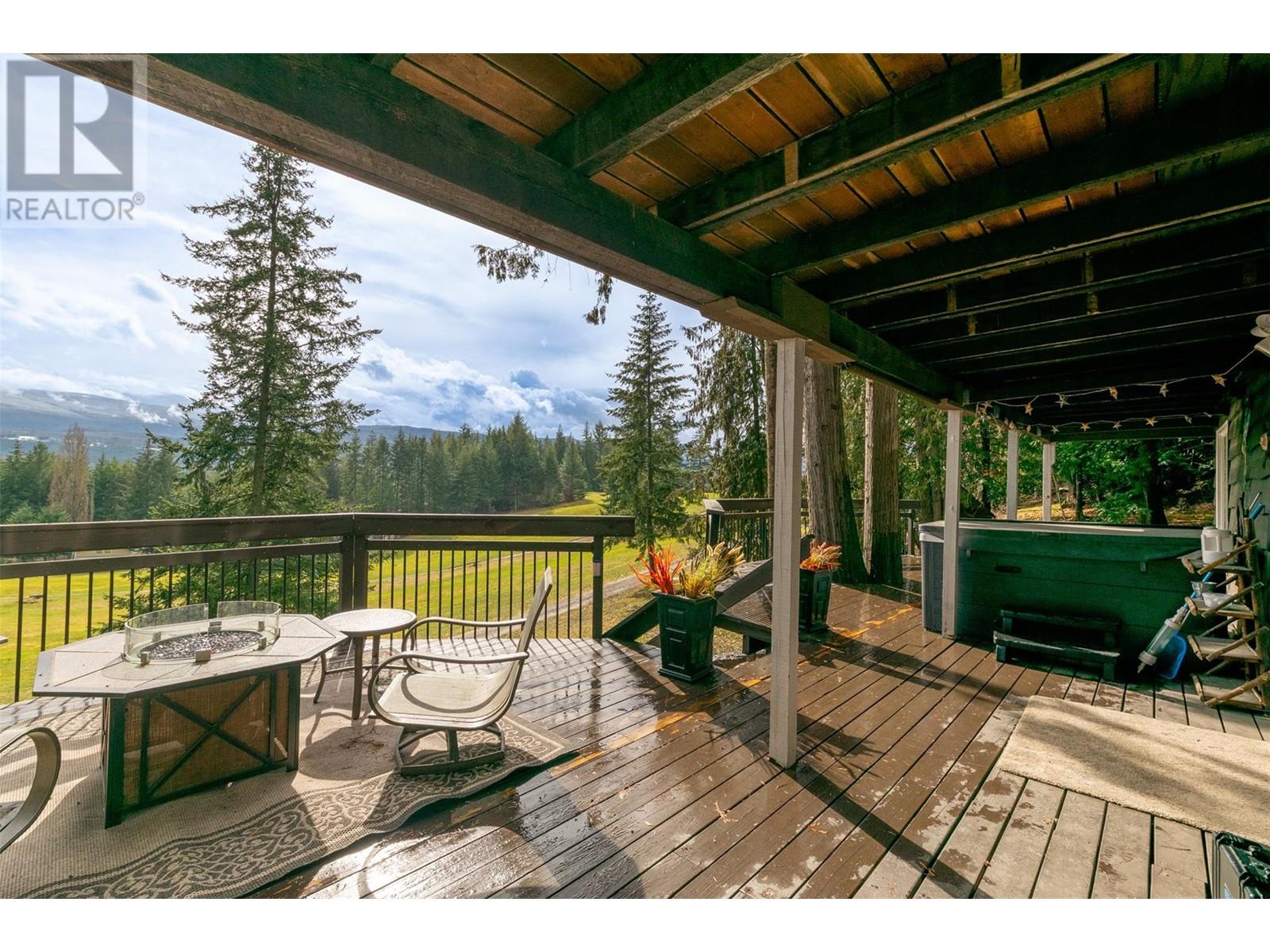 7796 Columbia Drive, Anglemont, British Columbia  V0E 1M8 - Photo 52 - 10339440