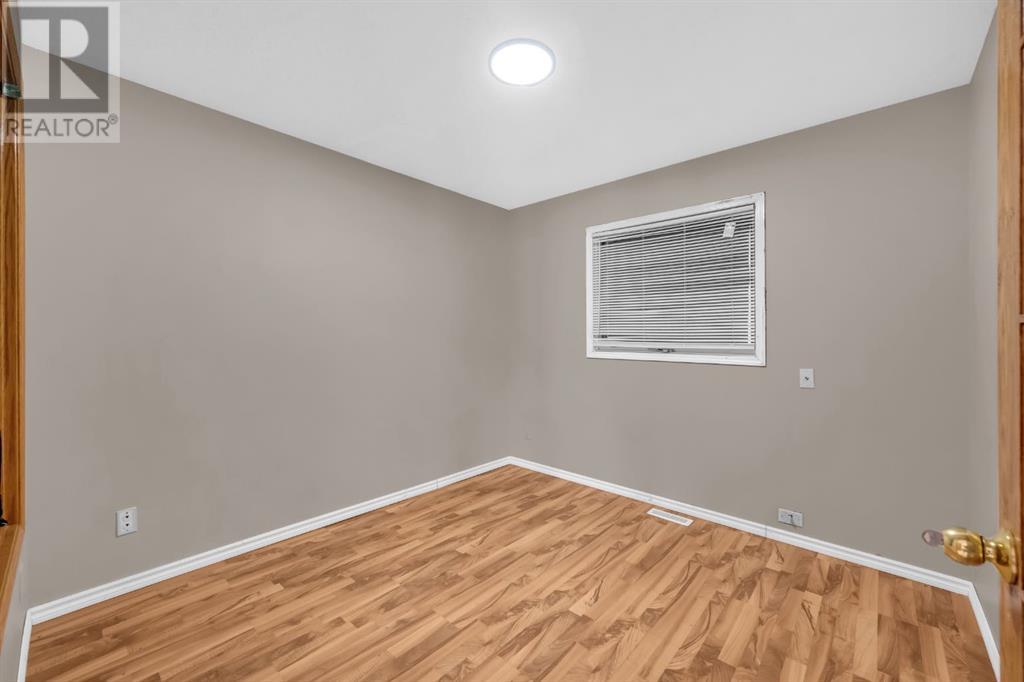 203 Coral Keys Drive Ne, Calgary, Alberta  T3J 3K7 - Photo 19 - A2193173