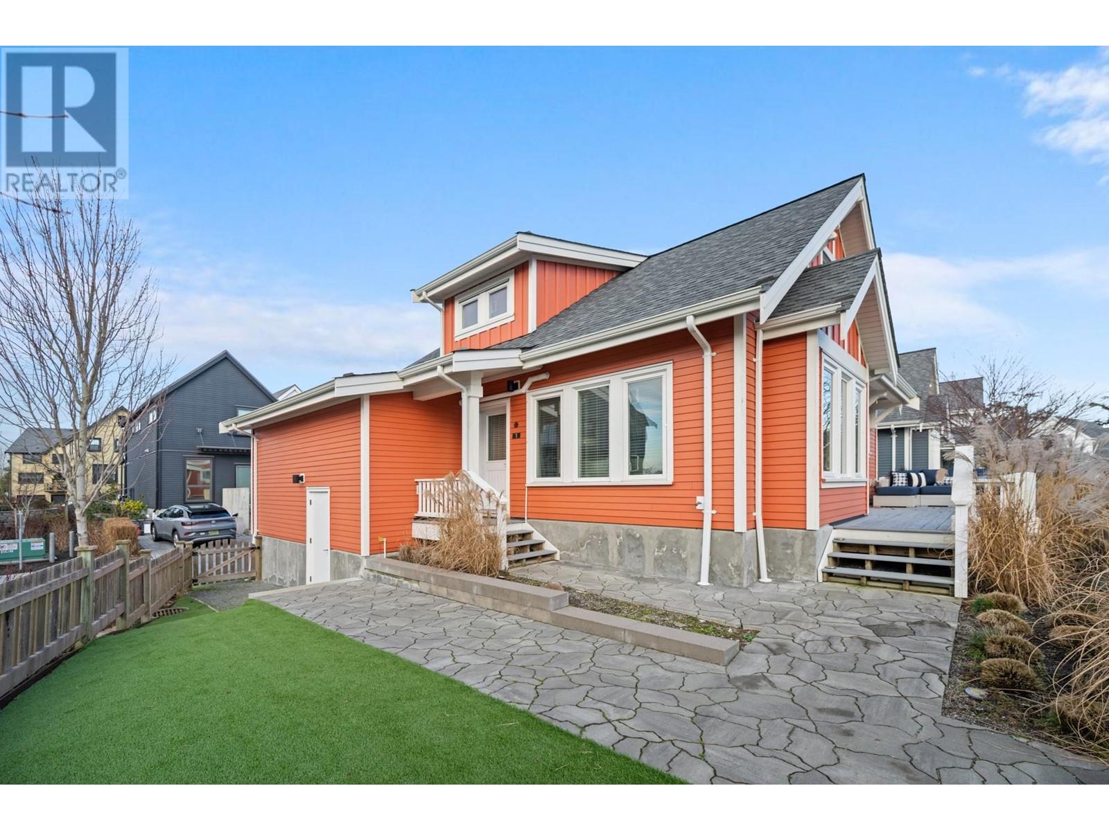 1 263 Parkside Street, Tsawwassen, British Columbia  V4L 0A9 - Photo 3 - R2956620