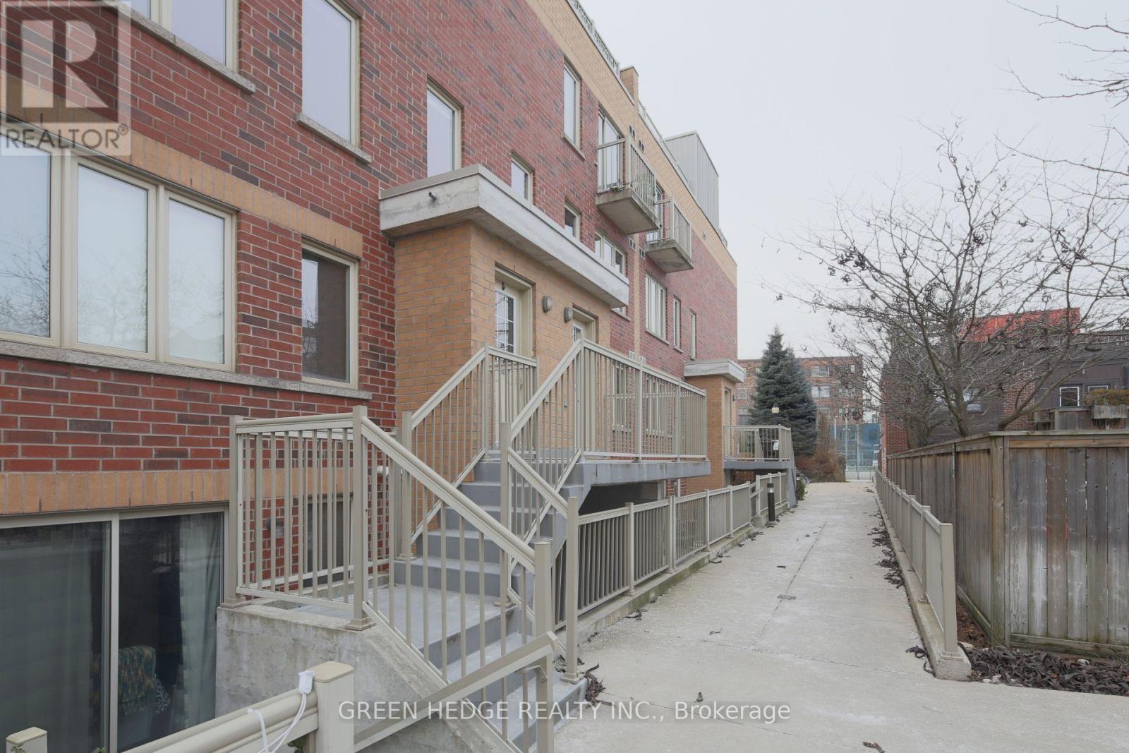 218 - 20 ELSIE LANE, Toronto, Ontario