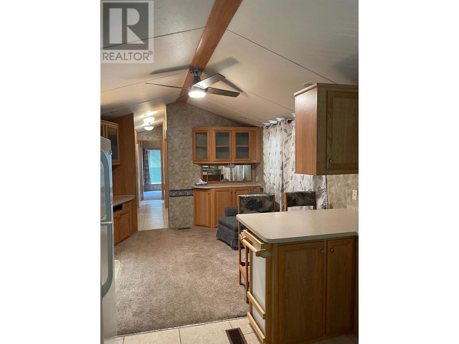 8821 3/95 Highway, Yahk, British Columbia  V0B 2P0 - Photo 9 - 10339133