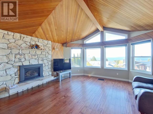 Property at 3826 TRAIL PLACE image 4