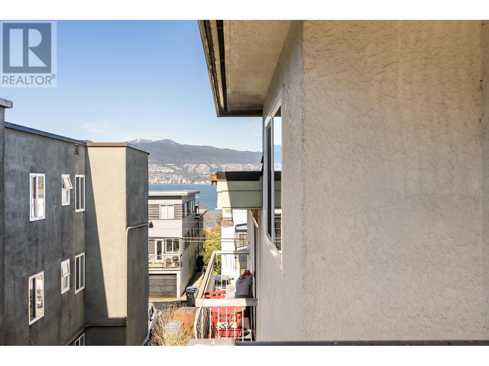 303 2335 York Avenue, Vancouver, British Columbia  V6K 1C8 - Photo 19 - R2978752
