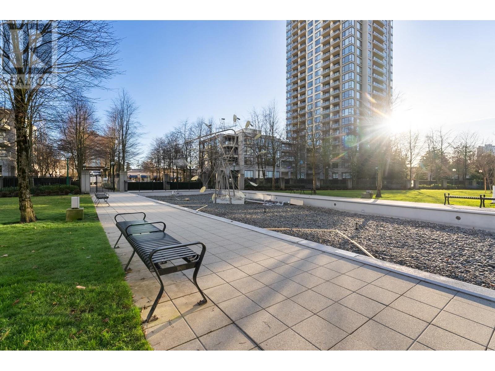 Listing Picture 28 of 34 : 506 7138 COLLIER STREET, Burnaby / 本拿比 - 魯藝地產 Yvonne Lu Group - MLS Medallion Club Member