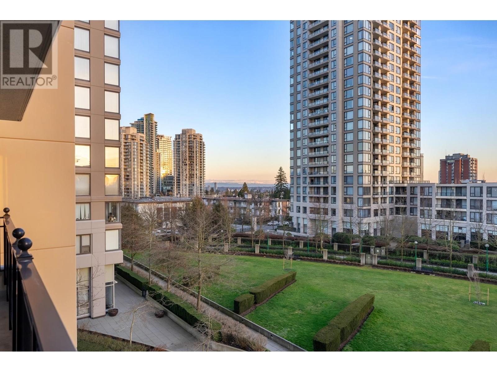 Listing Picture 32 of 34 : 506 7138 COLLIER STREET, Burnaby / 本拿比 - 魯藝地產 Yvonne Lu Group - MLS Medallion Club Member