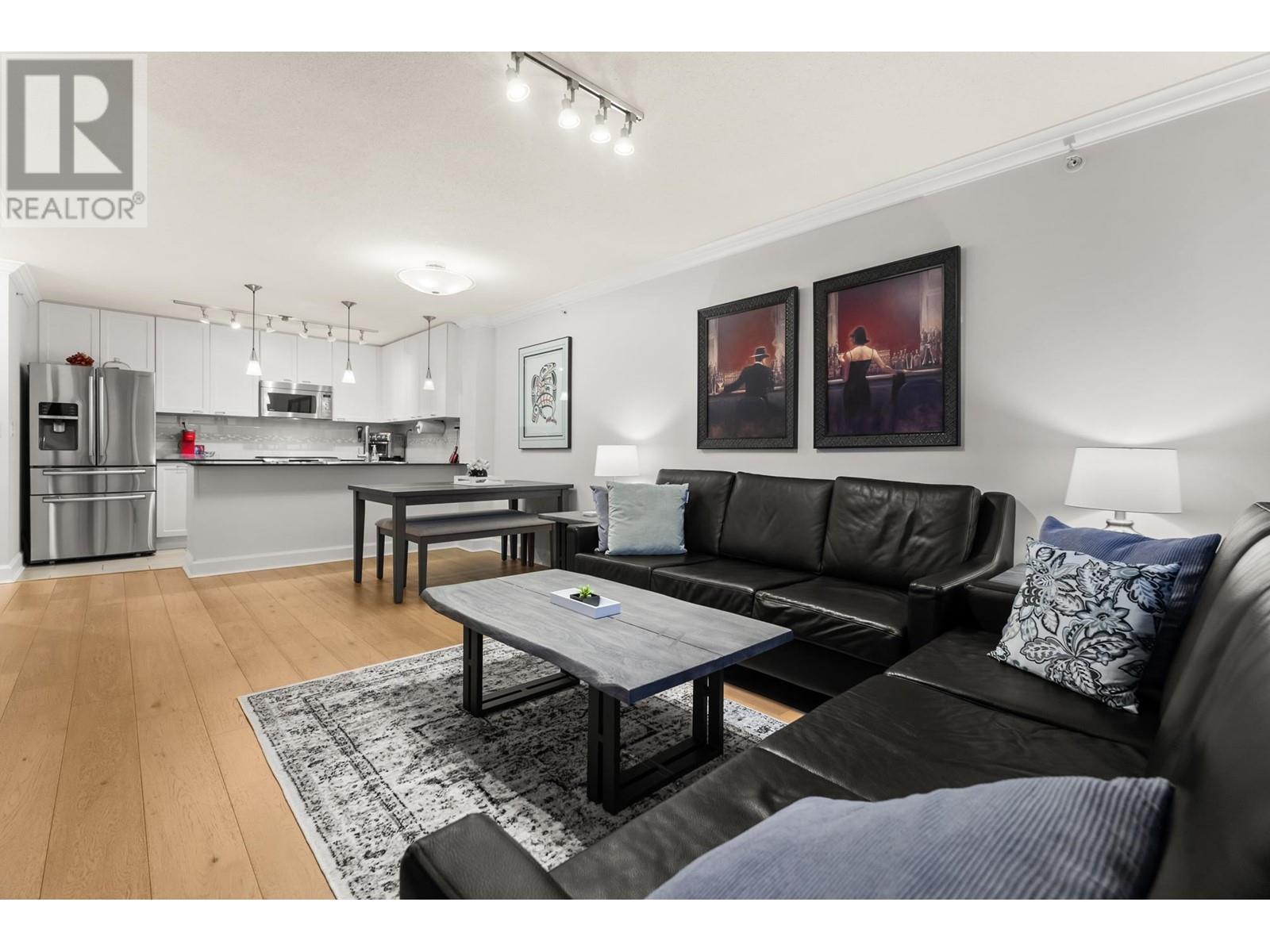 Listing Picture 7 of 34 : 506 7138 COLLIER STREET, Burnaby / 本拿比 - 魯藝地產 Yvonne Lu Group - MLS Medallion Club Member