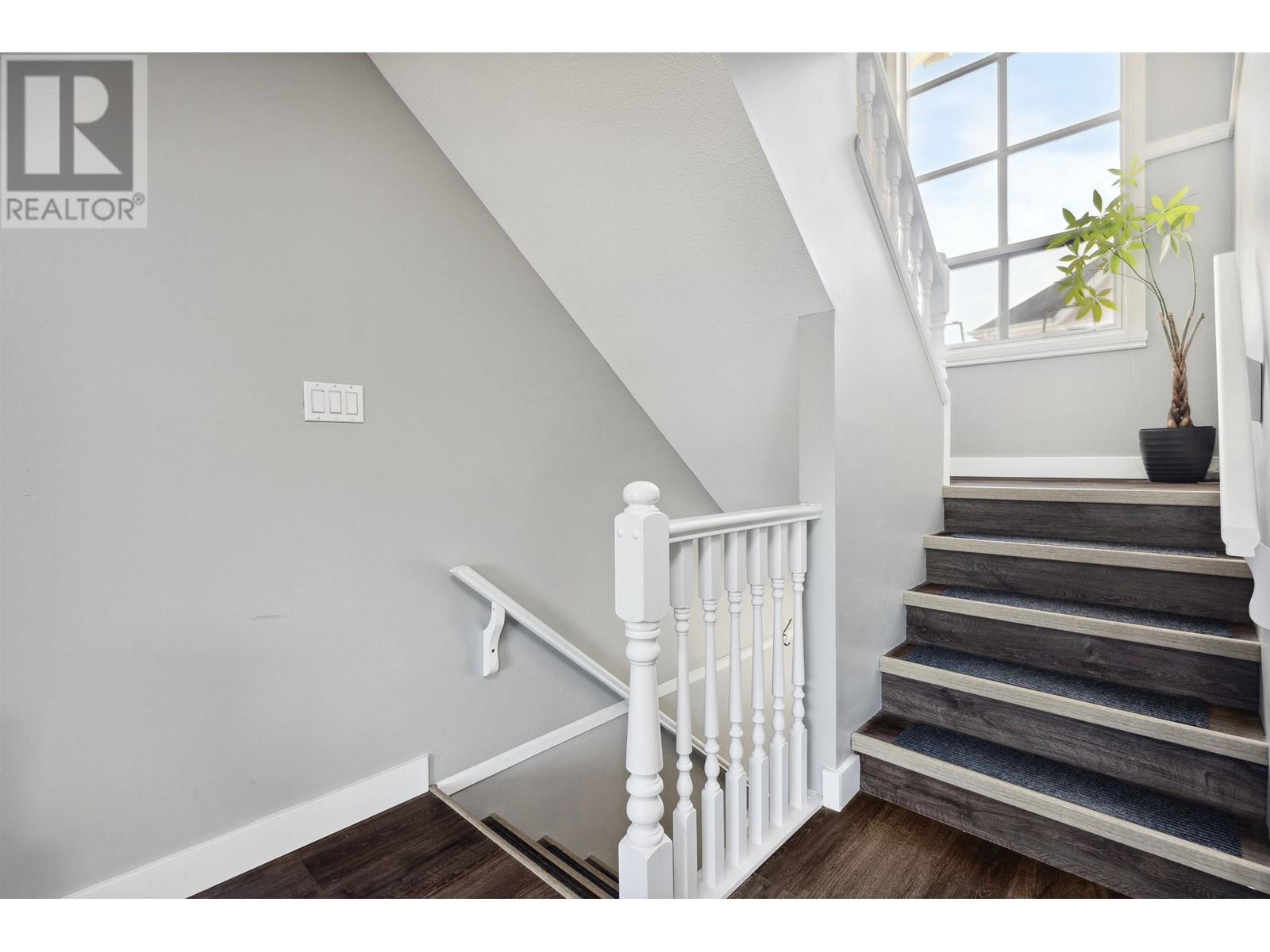 113 2450 Hawthorne Avenue, Port Coquitlam, British Columbia  V3C 6B3 - Photo 14 - R2978769