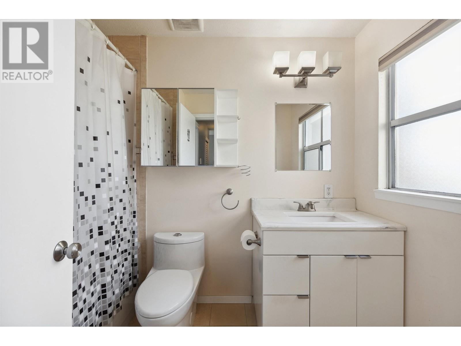 113 2450 Hawthorne Avenue, Port Coquitlam, British Columbia  V3C 6B3 - Photo 18 - R2978769