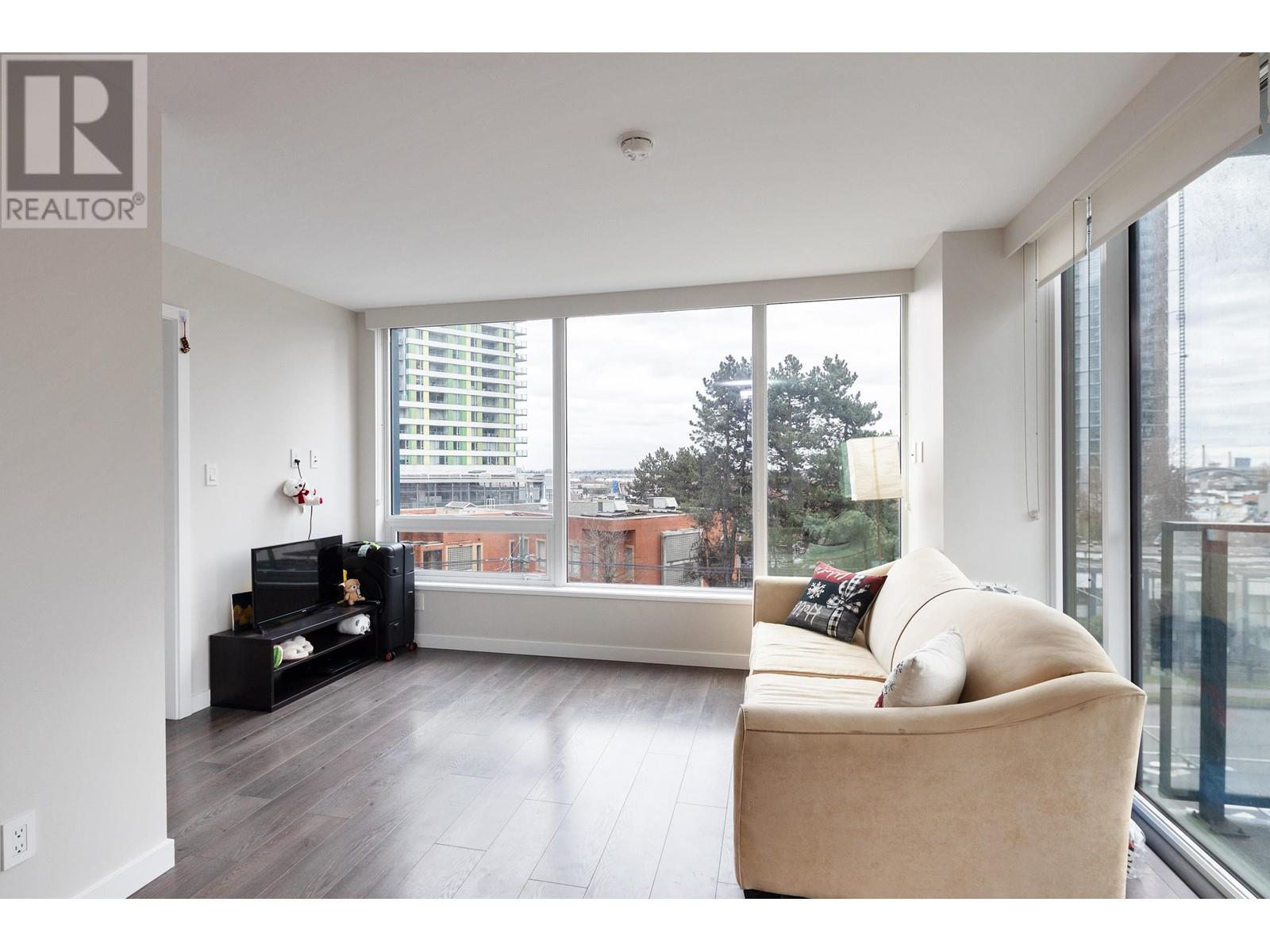 402 8238 Lord Street, Vancouver, British Columbia  V6P 0G7 - Photo 11 - R2978773