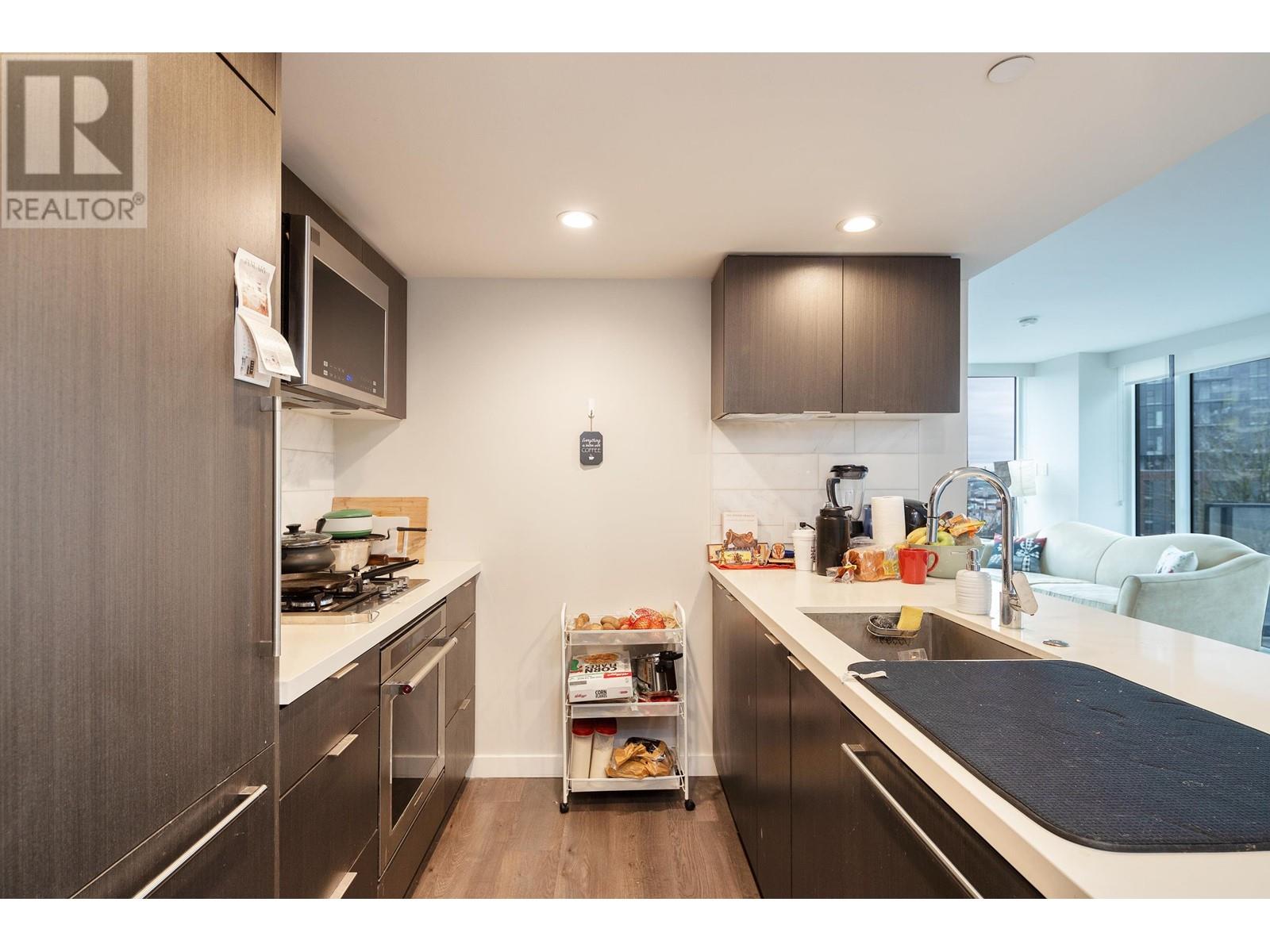 402 8238 Lord Street, Vancouver, British Columbia  V6P 0G7 - Photo 6 - R2978773