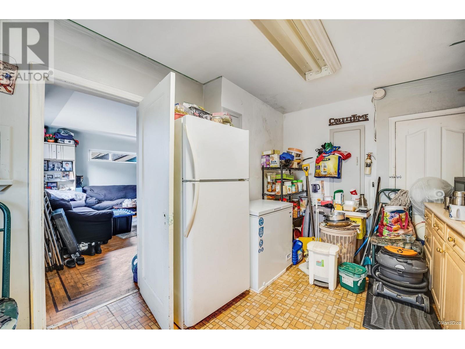 5416 Joyce Street, Vancouver, British Columbia  V5R 4H5 - Photo 11 - R2978775