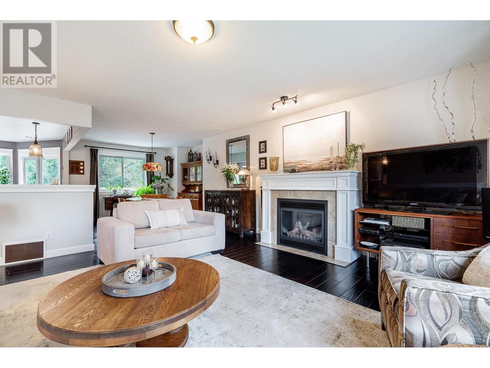 12122 207a Street, Maple Ridge, British Columbia  V2X 9S8 - Photo 5 - R2978824