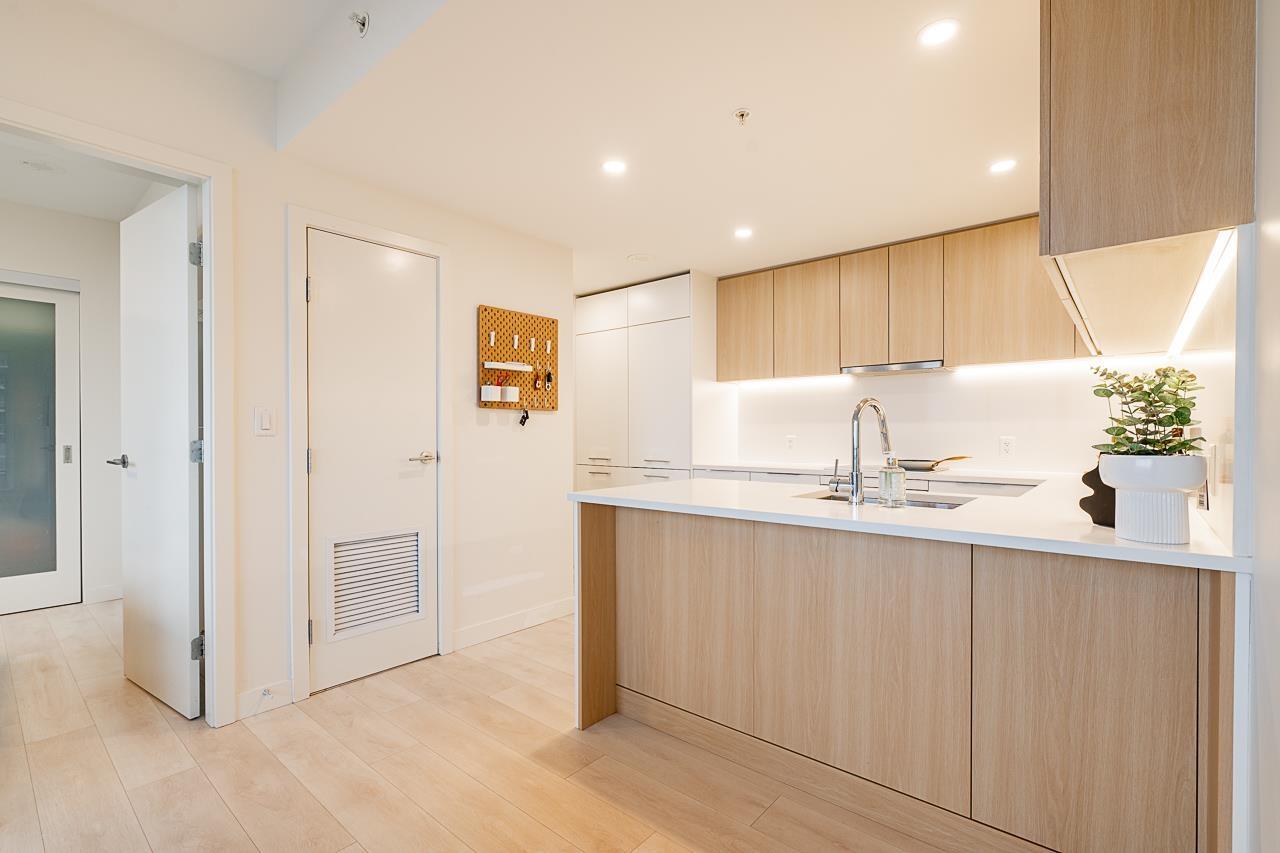 1408 13318 104 Avenue, Surrey, British Columbia  V3T 0R2 - Photo 11 - R2978832