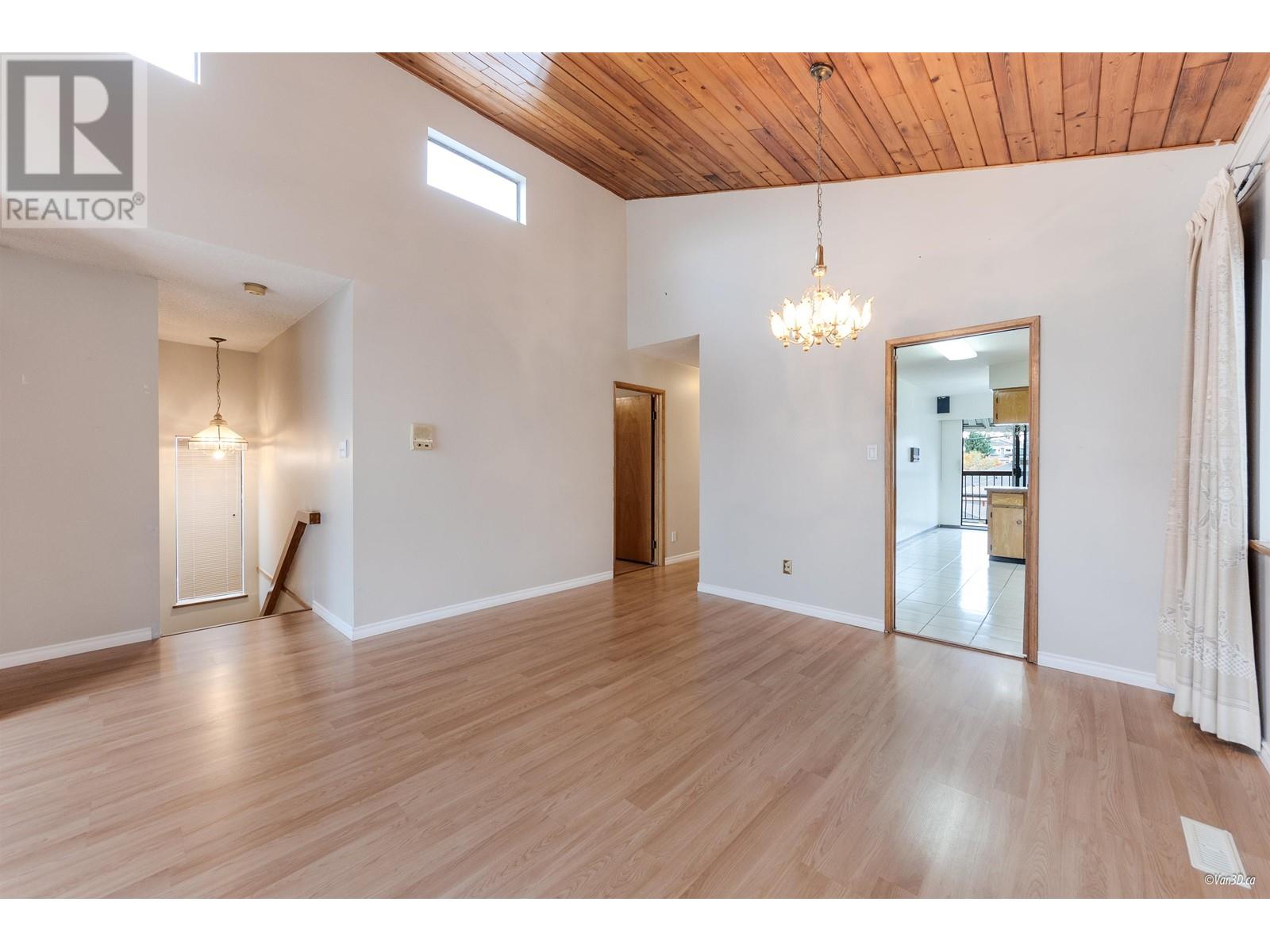 4688 Manor Street, Vancouver, British Columbia  V5R 3X6 - Photo 7 - R2975507