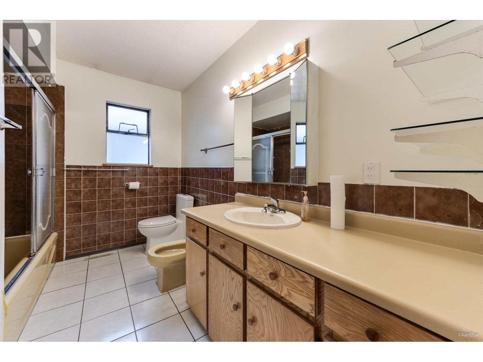 4688 Manor Street, Vancouver, British Columbia  V5R 3X6 - Photo 16 - R2975507