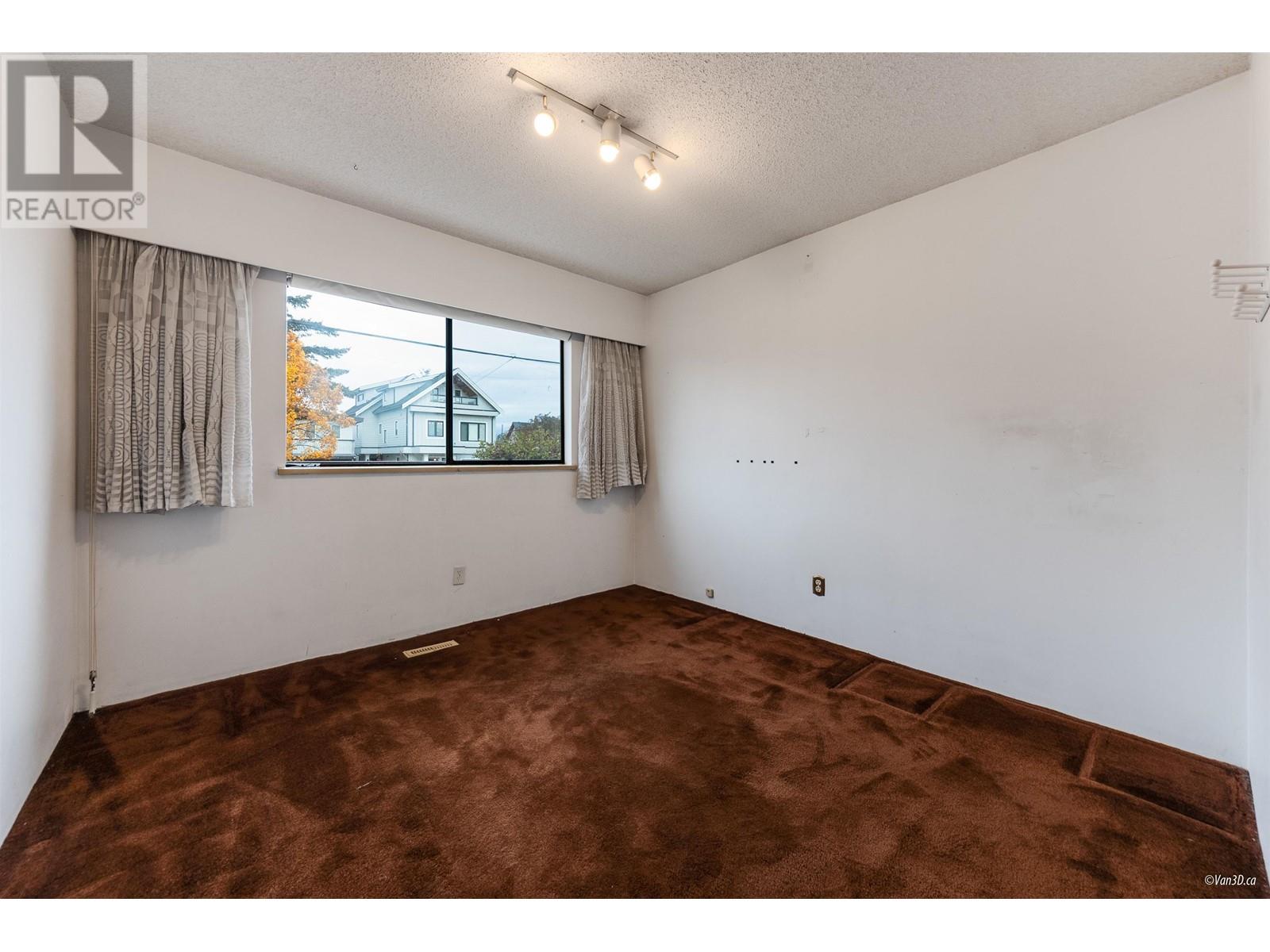4688 Manor Street, Vancouver, British Columbia  V5R 3X6 - Photo 13 - R2975507
