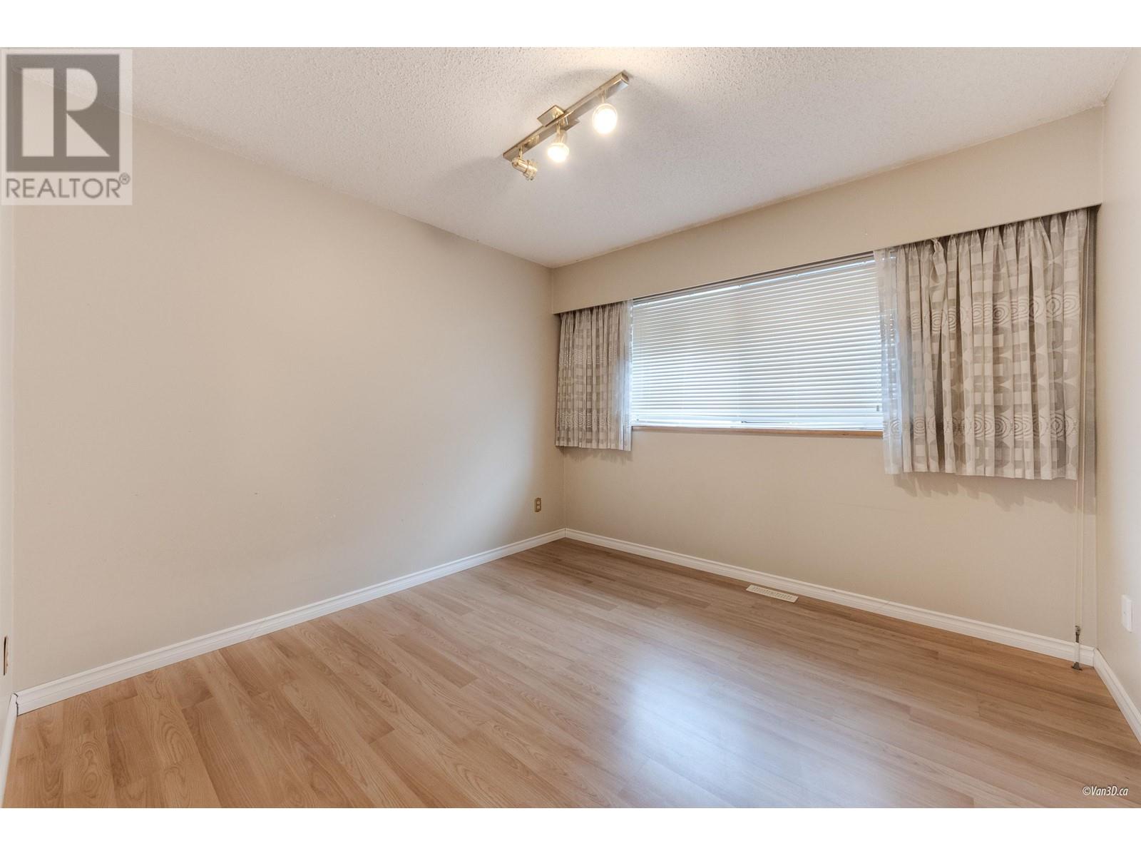 4688 Manor Street, Vancouver, British Columbia  V5R 3X6 - Photo 14 - R2975507