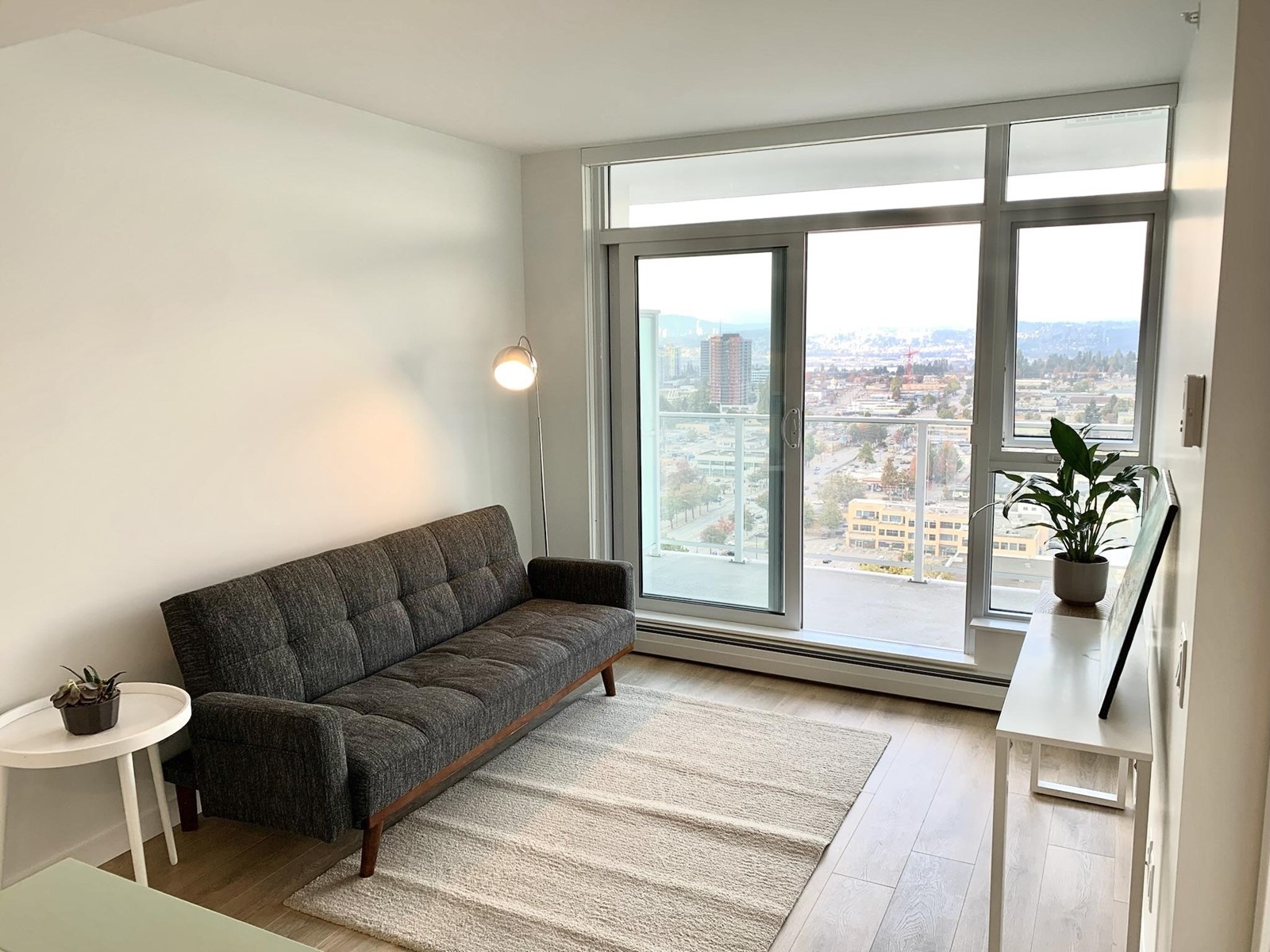 2501 13685 102 Avenue, Surrey, British Columbia  V3T 1N7 - Photo 3 - R2978844
