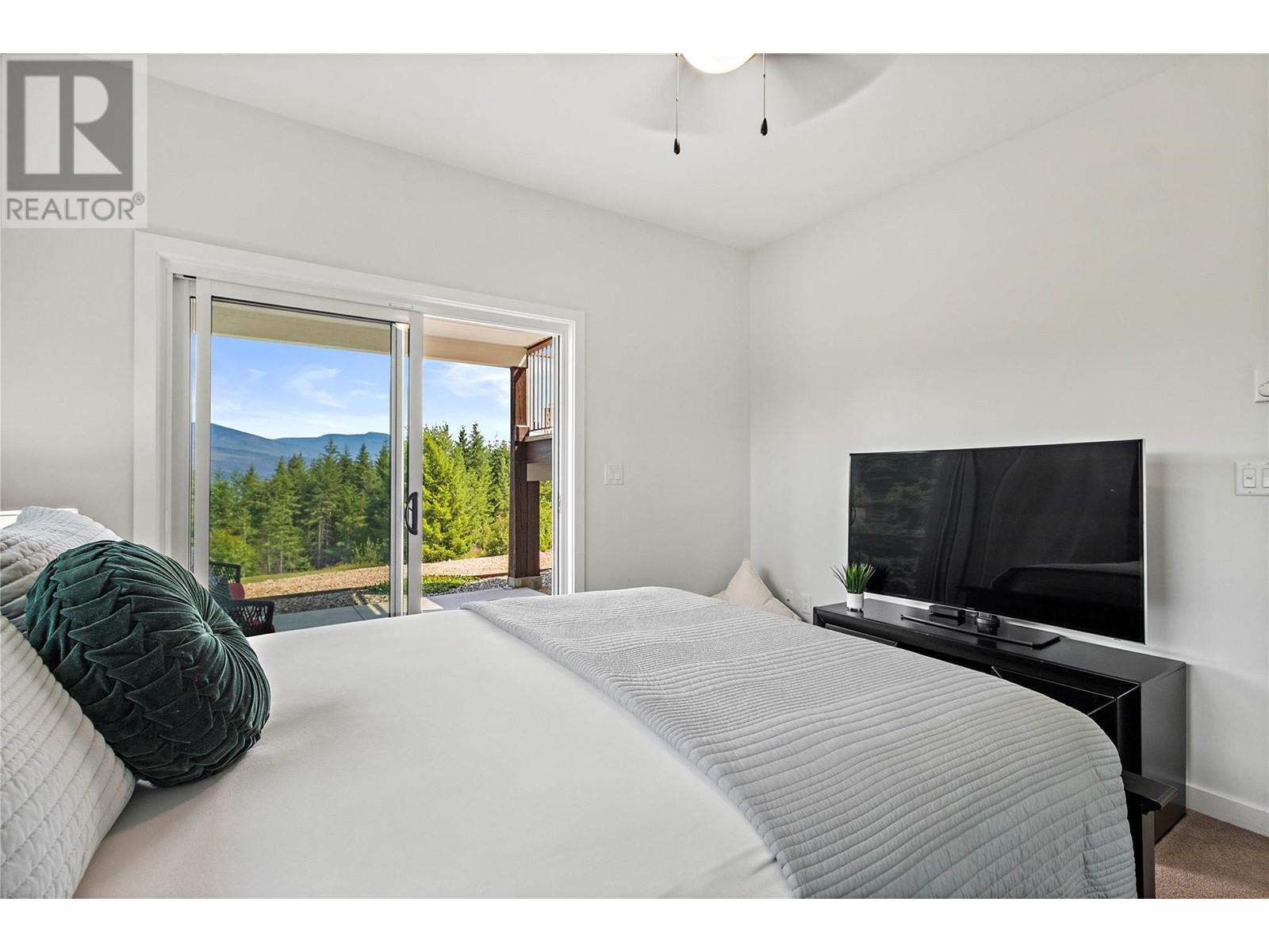 Property at 2672 McKenzie Road image 3