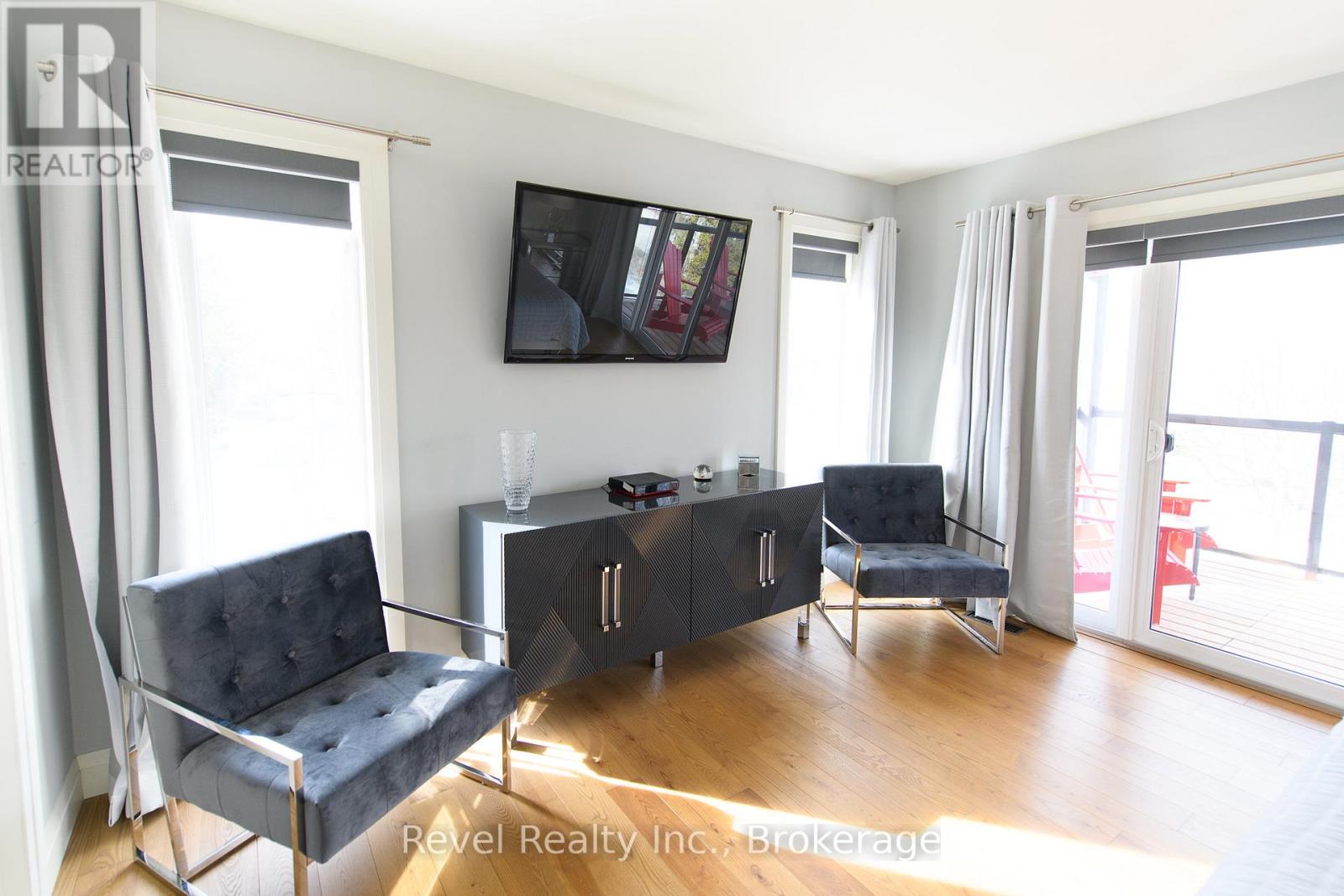 1911 Shore Lane, Wasaga Beach, Ontario  L9Z 1T8 - Photo 23 - S12024730