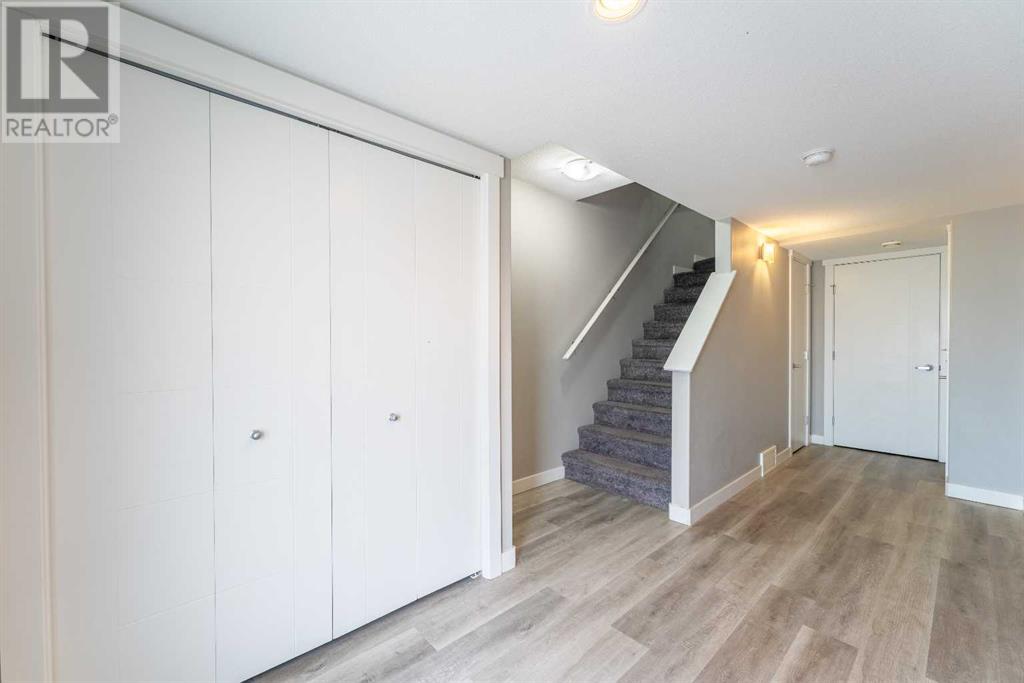 220 Redstone View Ne, Calgary, Alberta  T3N 0M9 - Photo 5 - A2198993