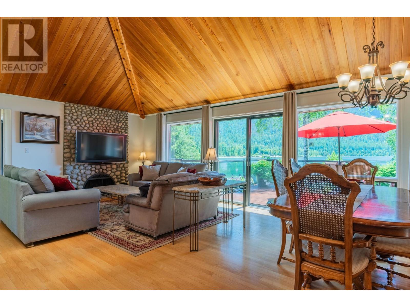 3918 Macgregor West Road, Nelson, British Columbia  V1L 6M8 - Photo 52 - 10339332