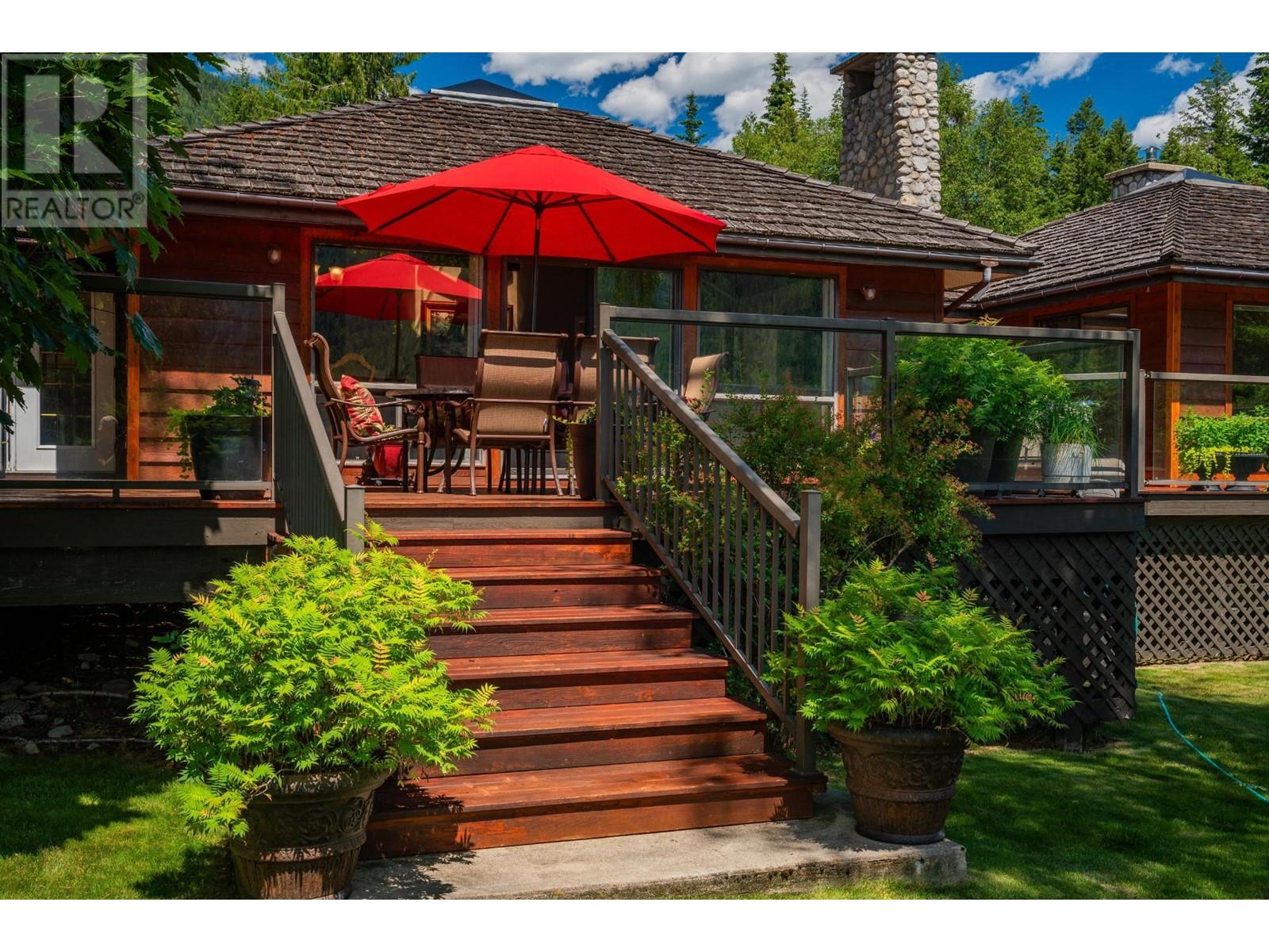 3918 Macgregor West Road, Nelson, British Columbia  V1L 6M8 - Photo 40 - 10339332