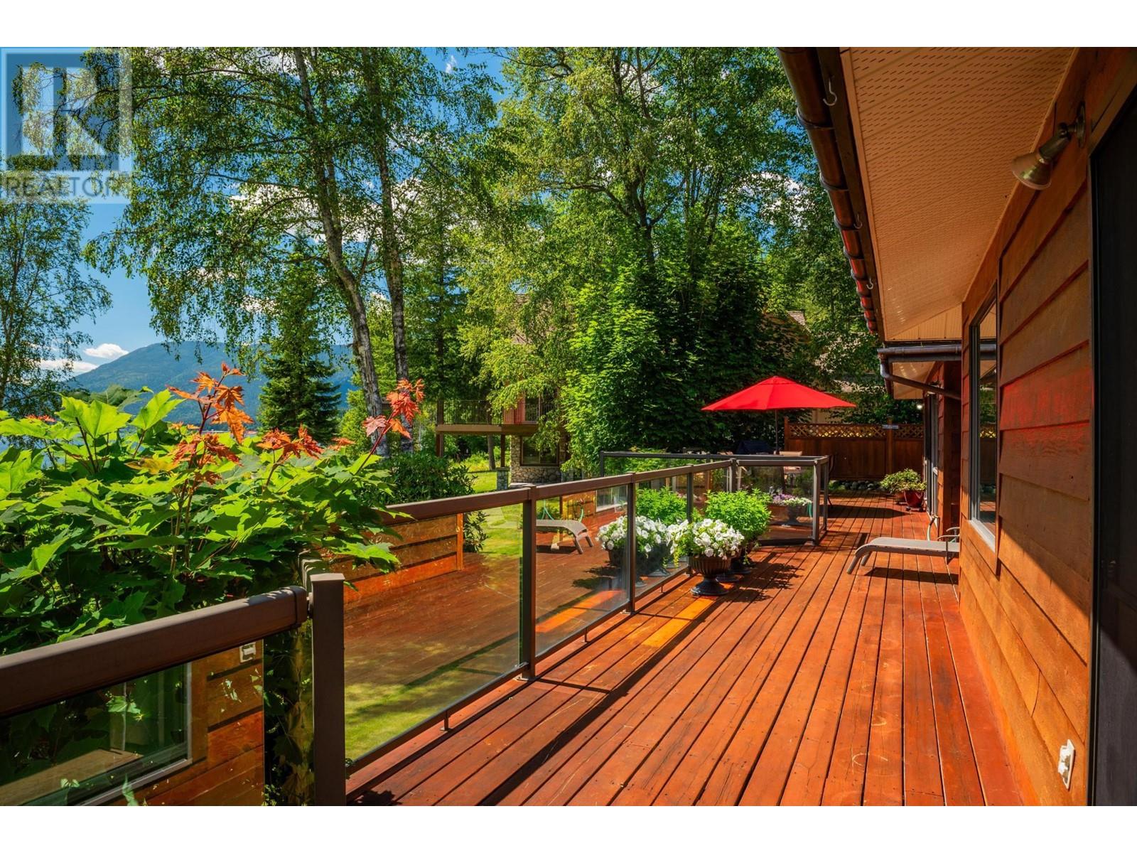 3918 Macgregor West Road, Nelson, British Columbia  V1L 6M8 - Photo 45 - 10339332