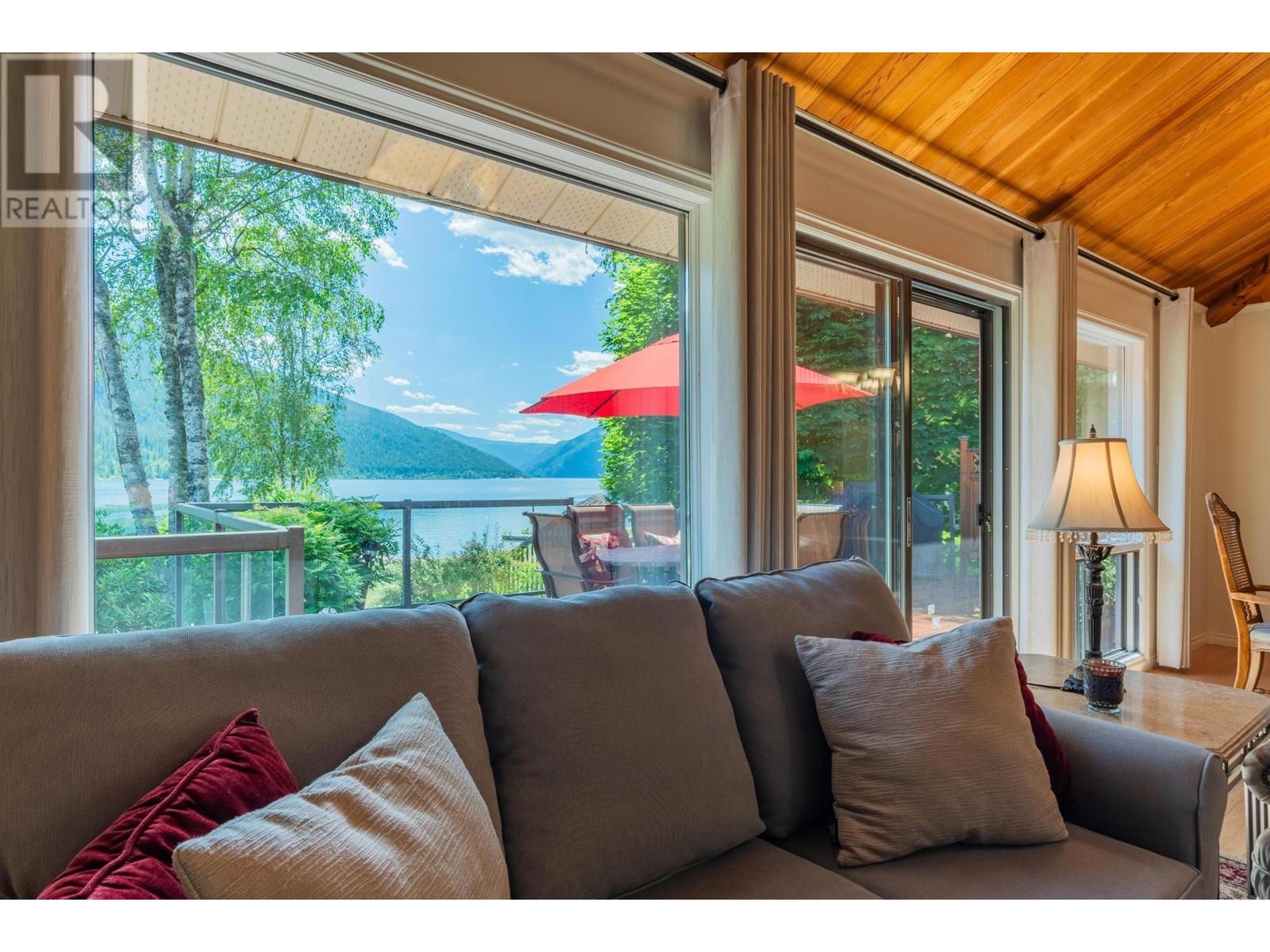 3918 Macgregor West Road, Nelson, British Columbia  V1L 6M8 - Photo 53 - 10339332