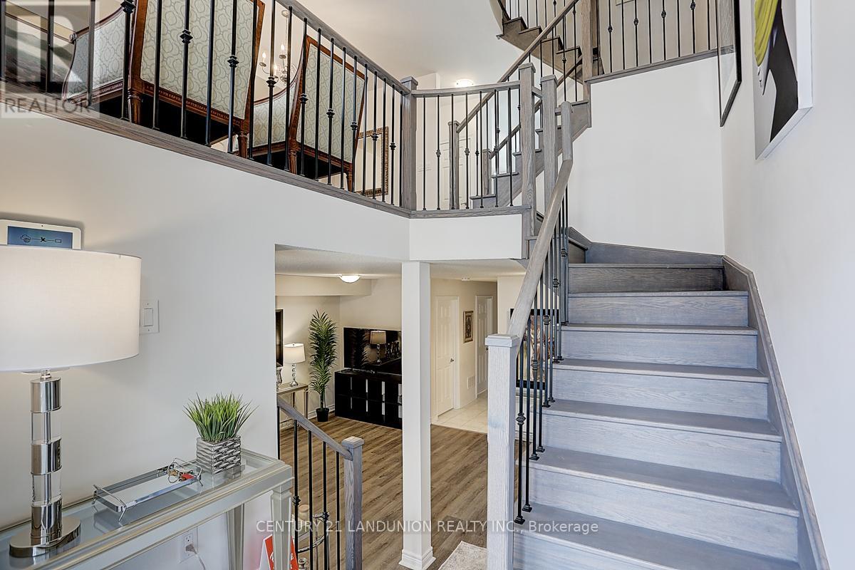 Property at 87 GRAND TRUNK AVENUE image 2