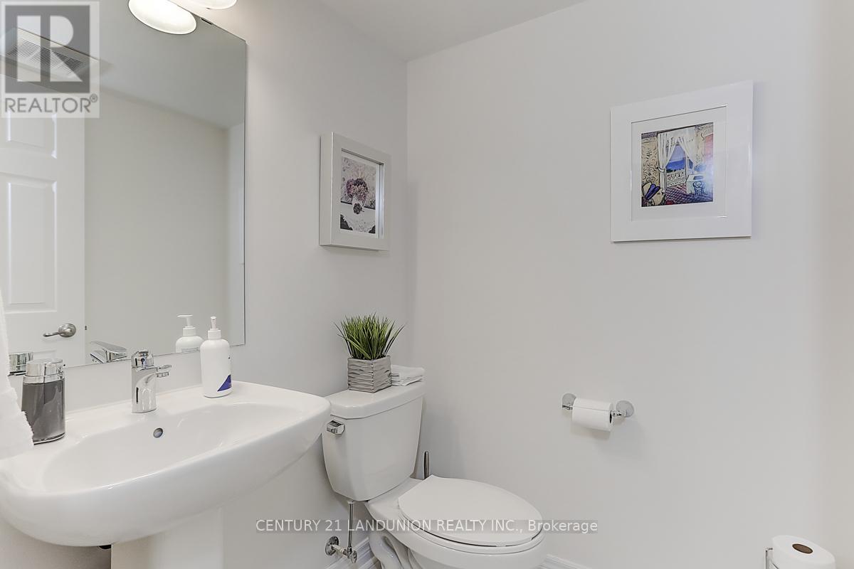 87 Grand Trunk Avenue, Vaughan, Ontario  L6A 5B3 - Photo 6 - N12022100