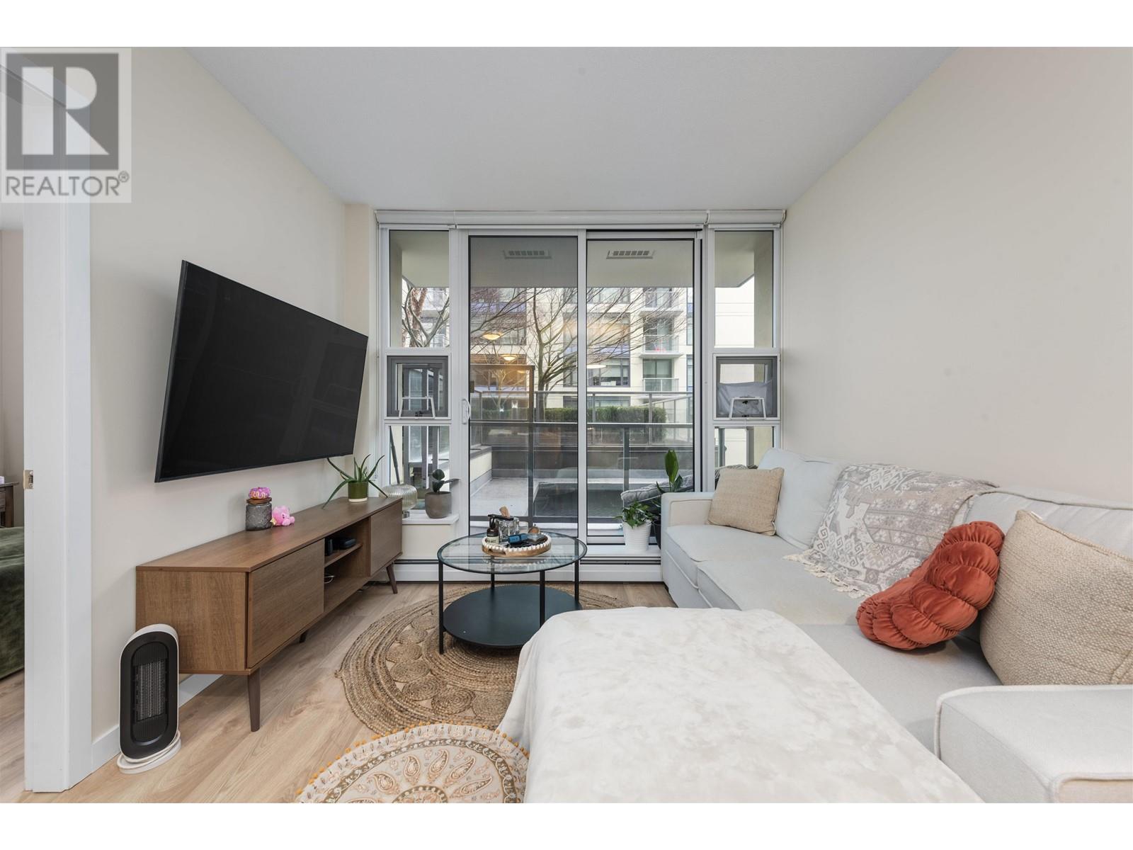 611 1708 Columbia Street, Vancouver, British Columbia  V5Y 0H7 - Photo 2 - R2973829