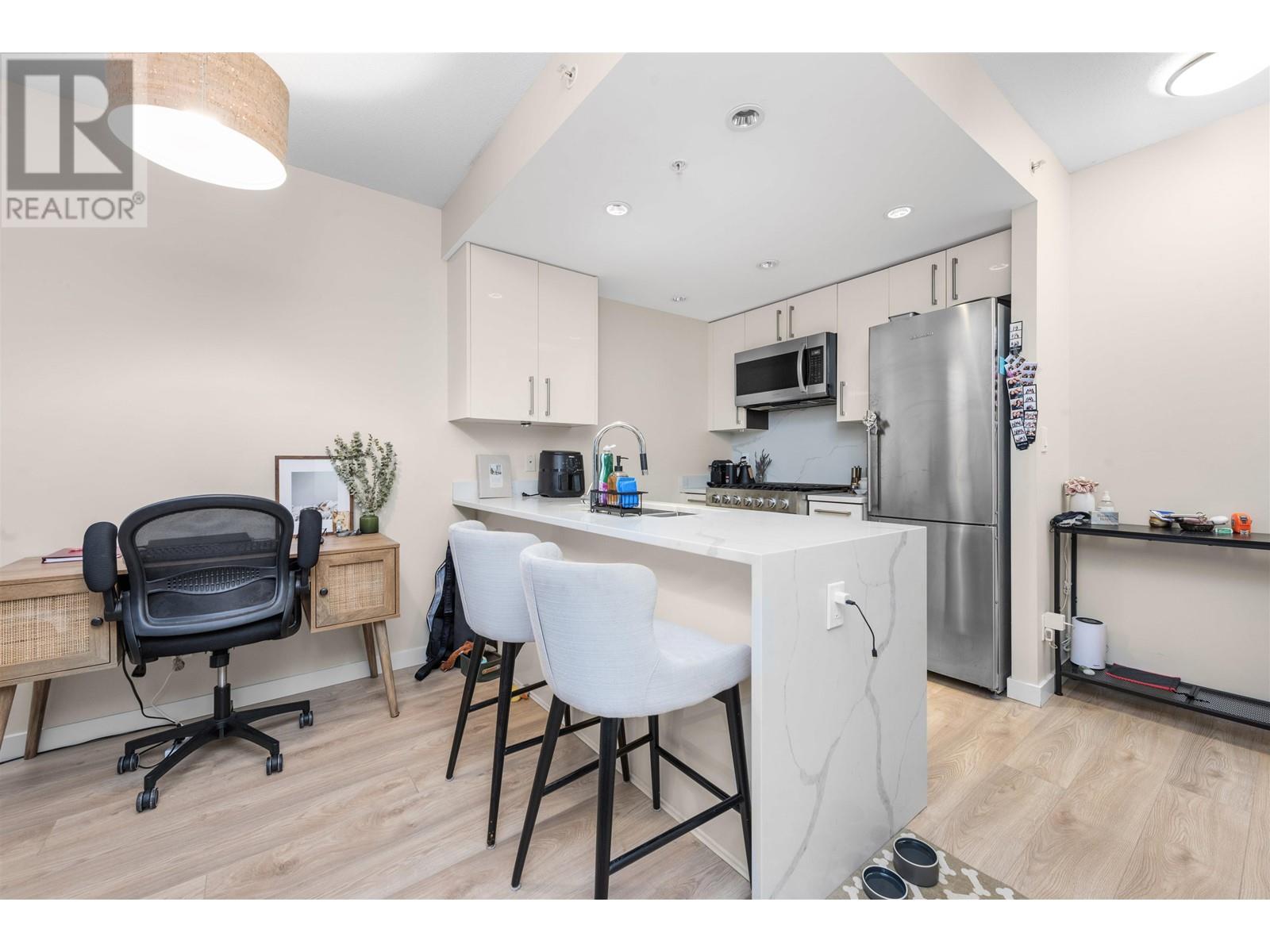 611 1708 Columbia Street, Vancouver, British Columbia  V5Y 0H7 - Photo 4 - R2973829