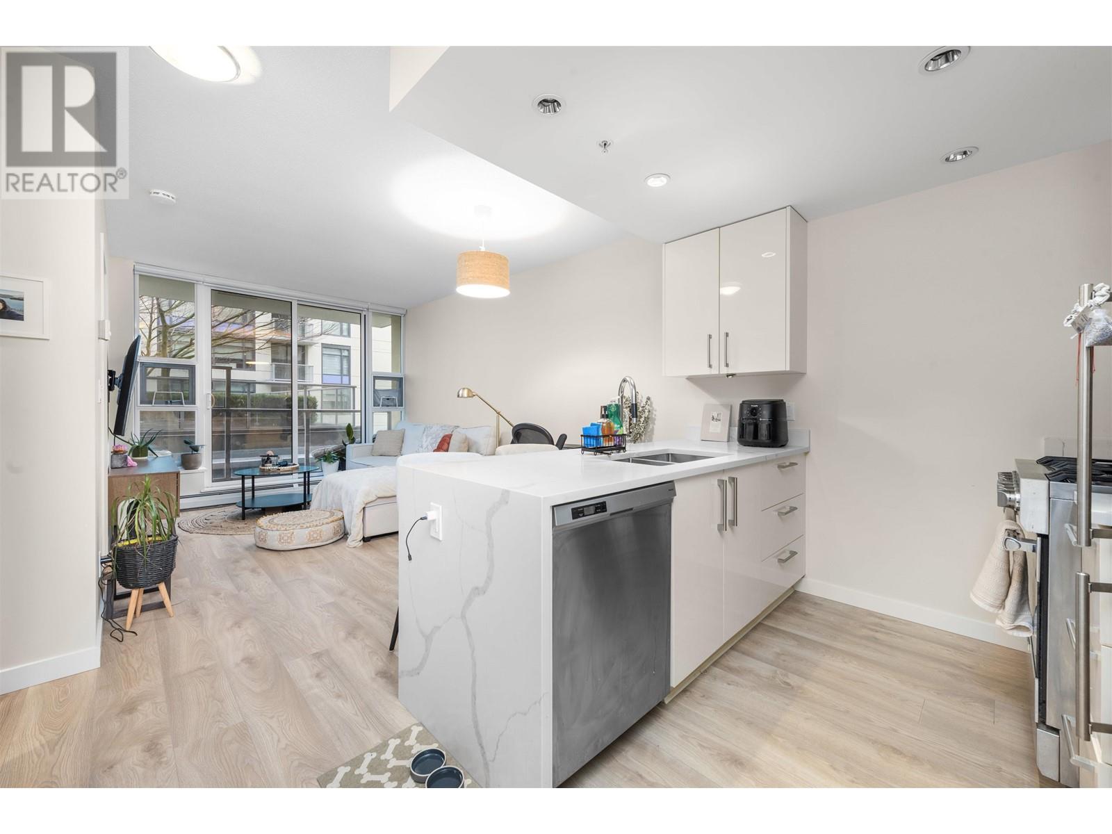 611 1708 Columbia Street, Vancouver, British Columbia  V5Y 0H7 - Photo 3 - R2973829