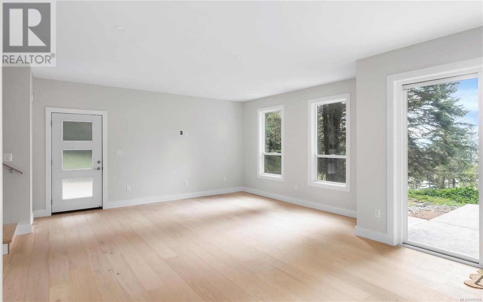 Property at 1155 Silver Spray Dr image 4