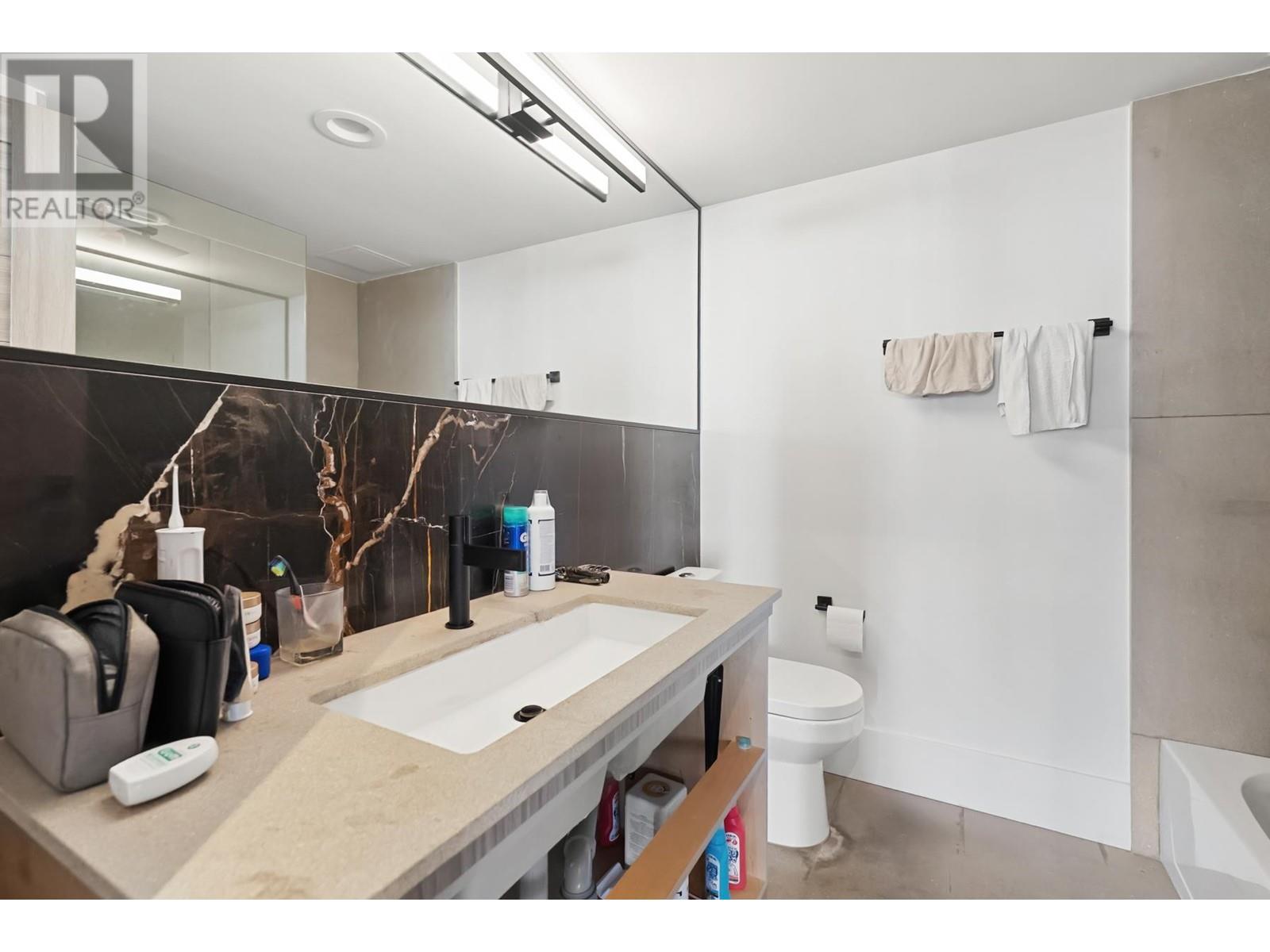3d 328 Taylor Way, West Vancouver, British Columbia  V7T 2Y4 - Photo 14 - R2978859