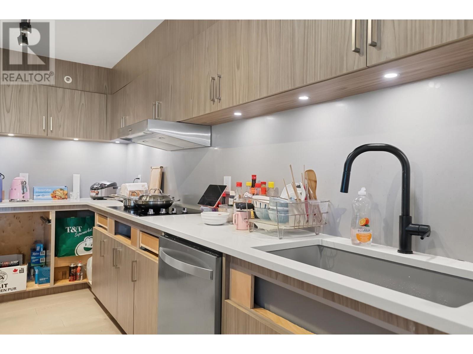 3d 328 Taylor Way, West Vancouver, British Columbia  V7T 2Y4 - Photo 18 - R2978859