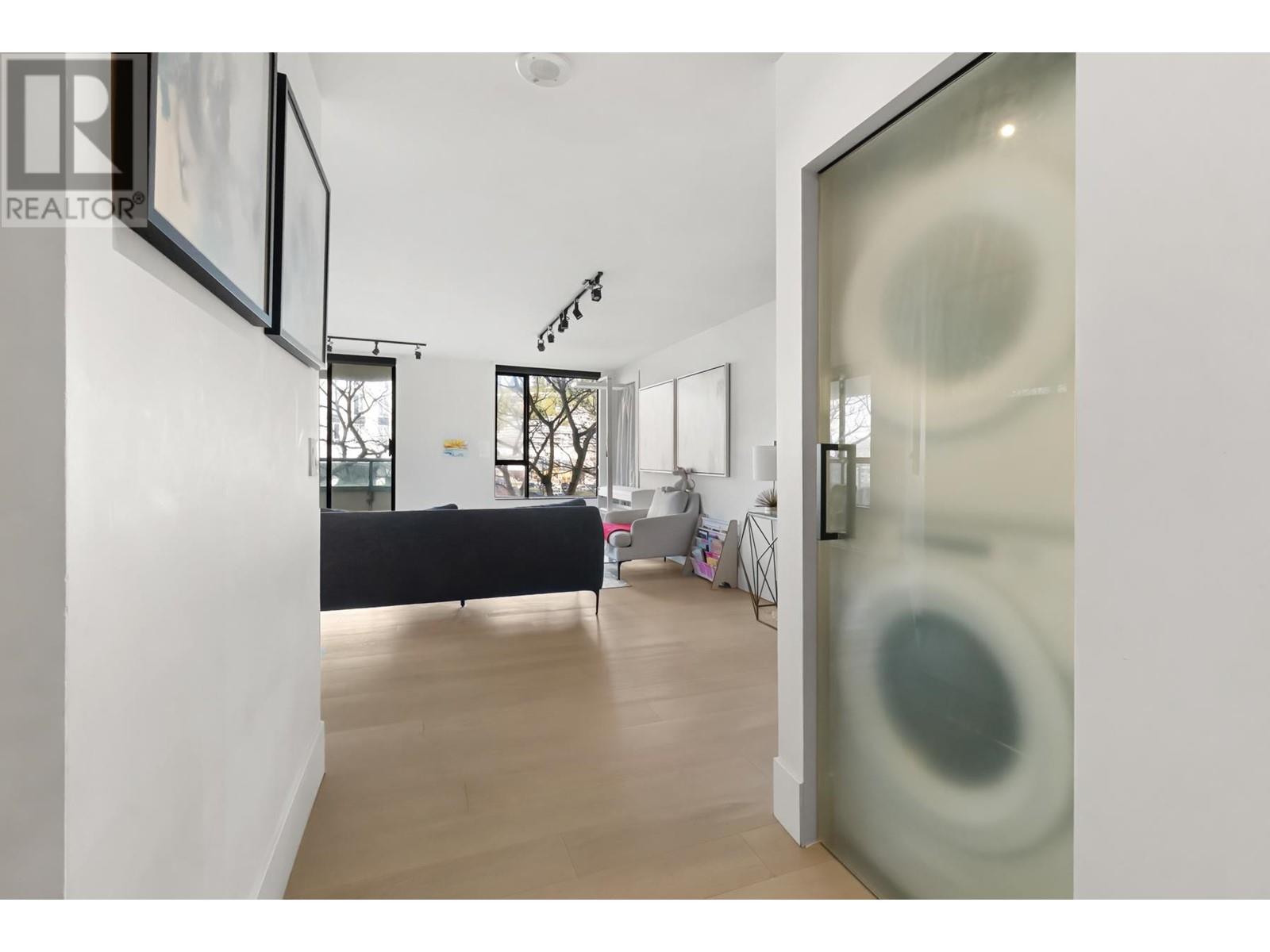 3d 328 Taylor Way, West Vancouver, British Columbia  V7T 2Y4 - Photo 8 - R2978859