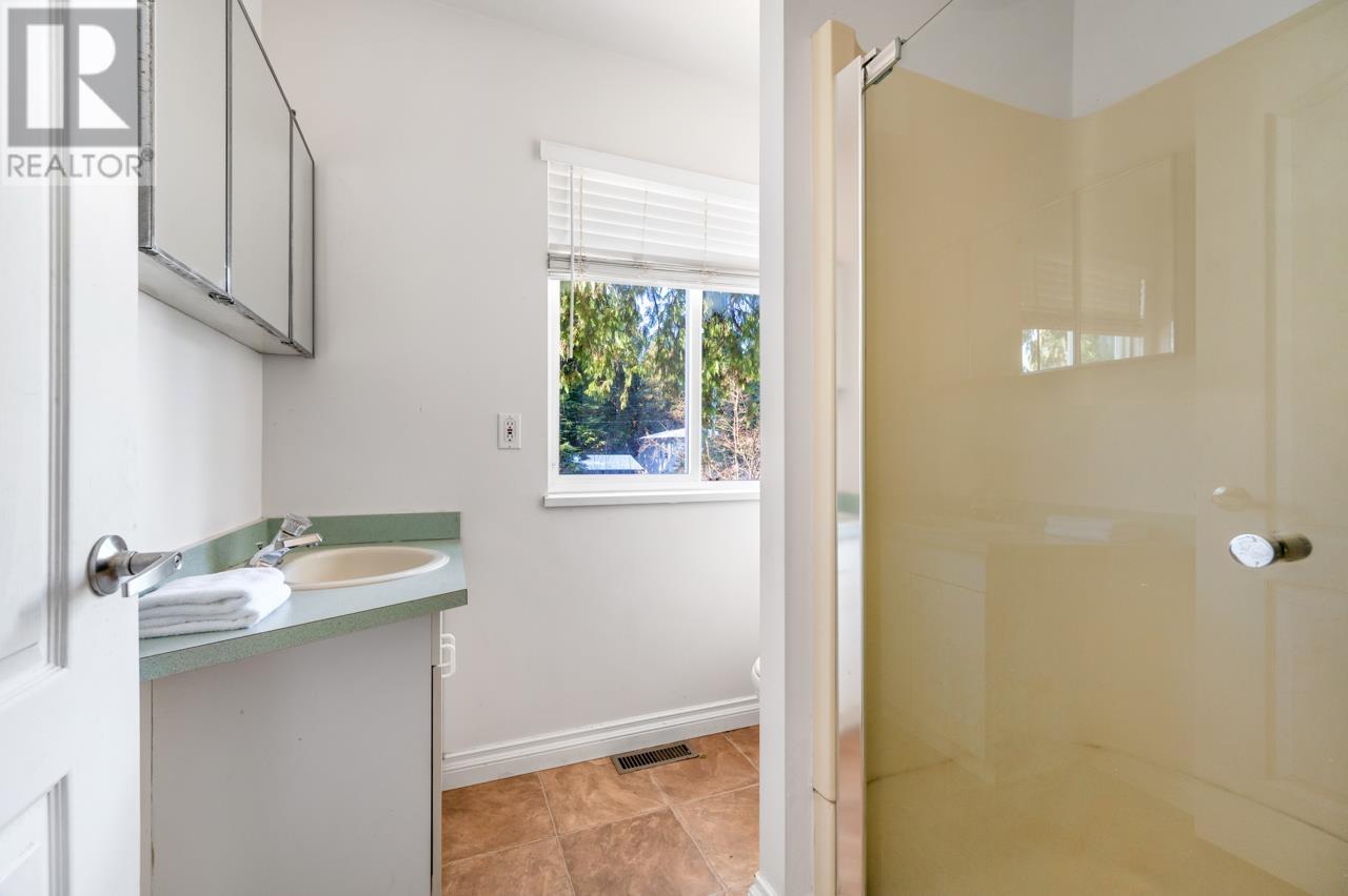 12174 Skillen Street, Maple Ridge, British Columbia  V2X 4X3 - Photo 16 - R2978827