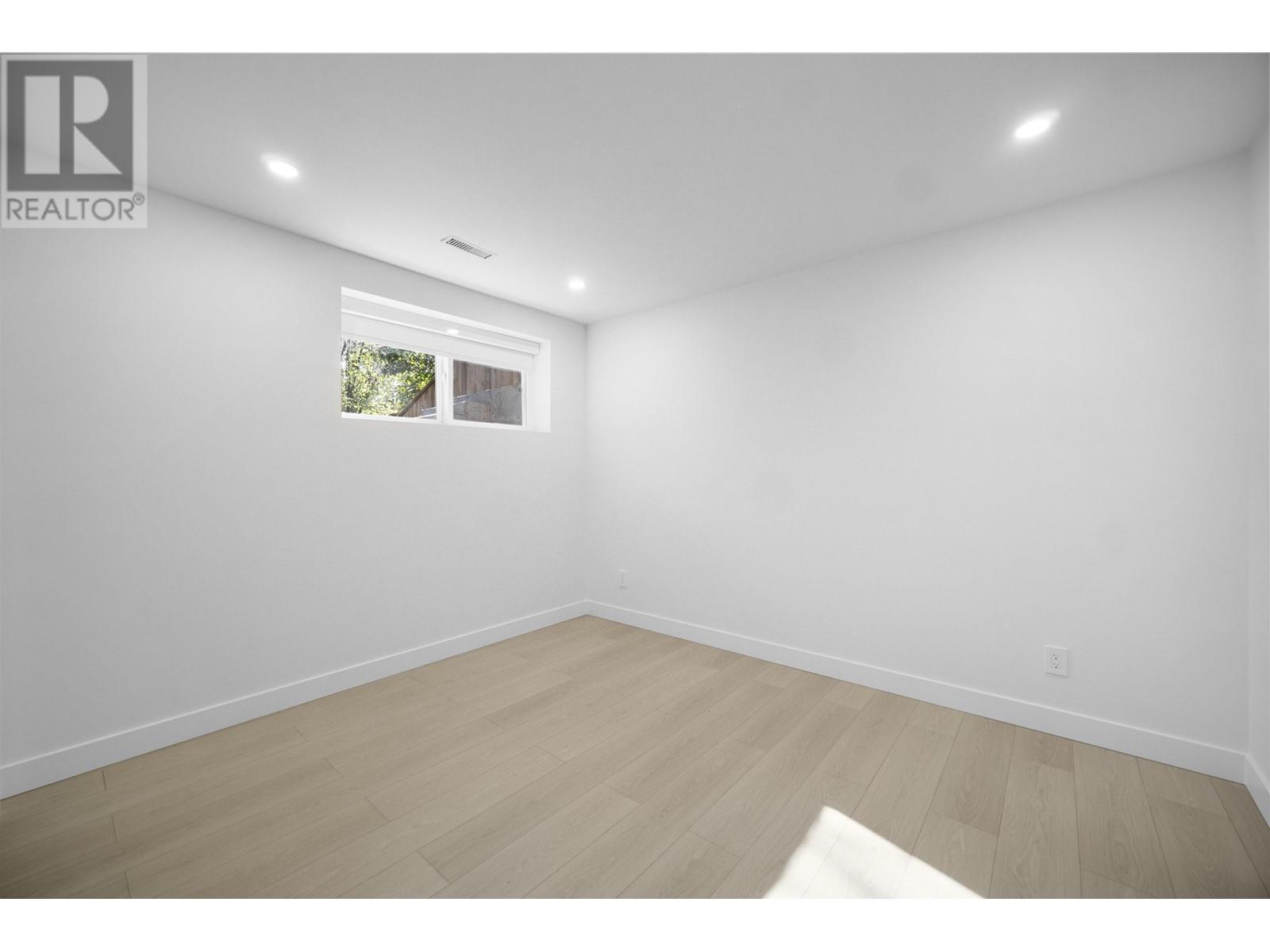 19 Arrow-Wood Place, Port Moody, British Columbia  V3H 4E9 - Photo 27 - R2978836