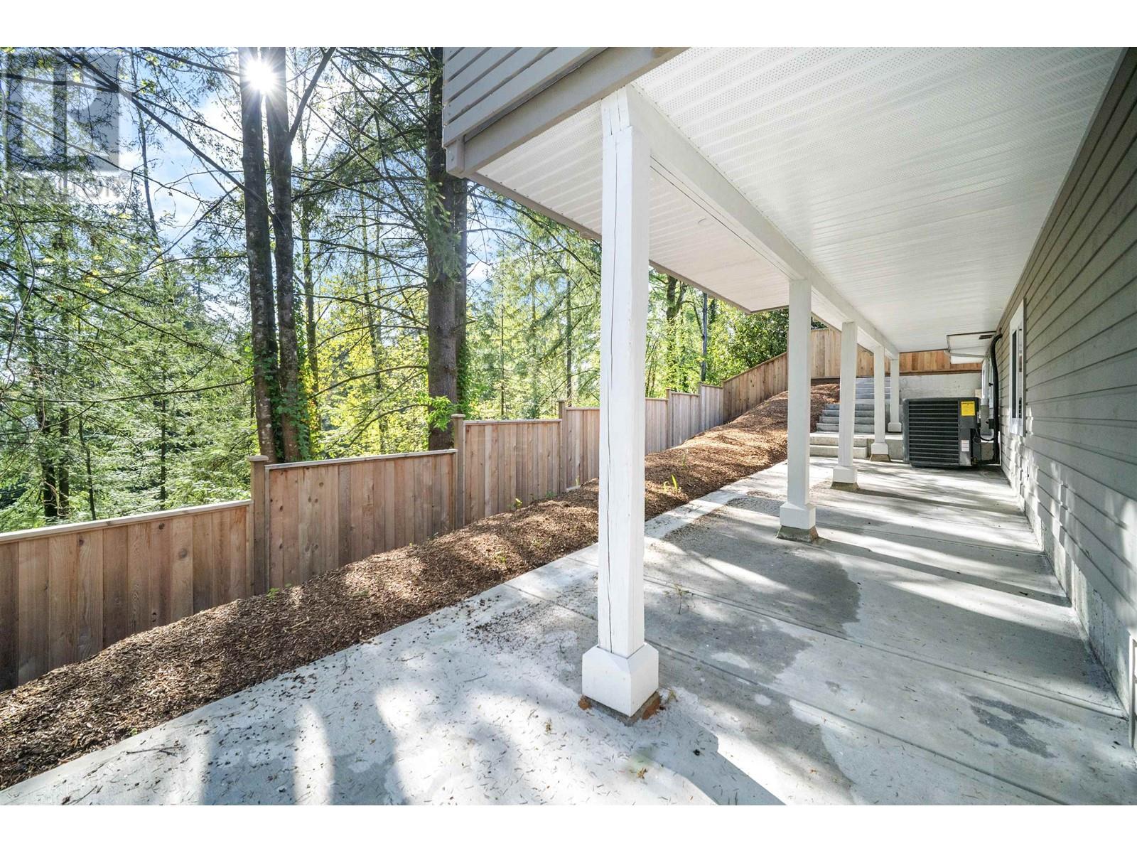 19 Arrow-Wood Place, Port Moody, British Columbia  V3H 4E9 - Photo 35 - R2978836