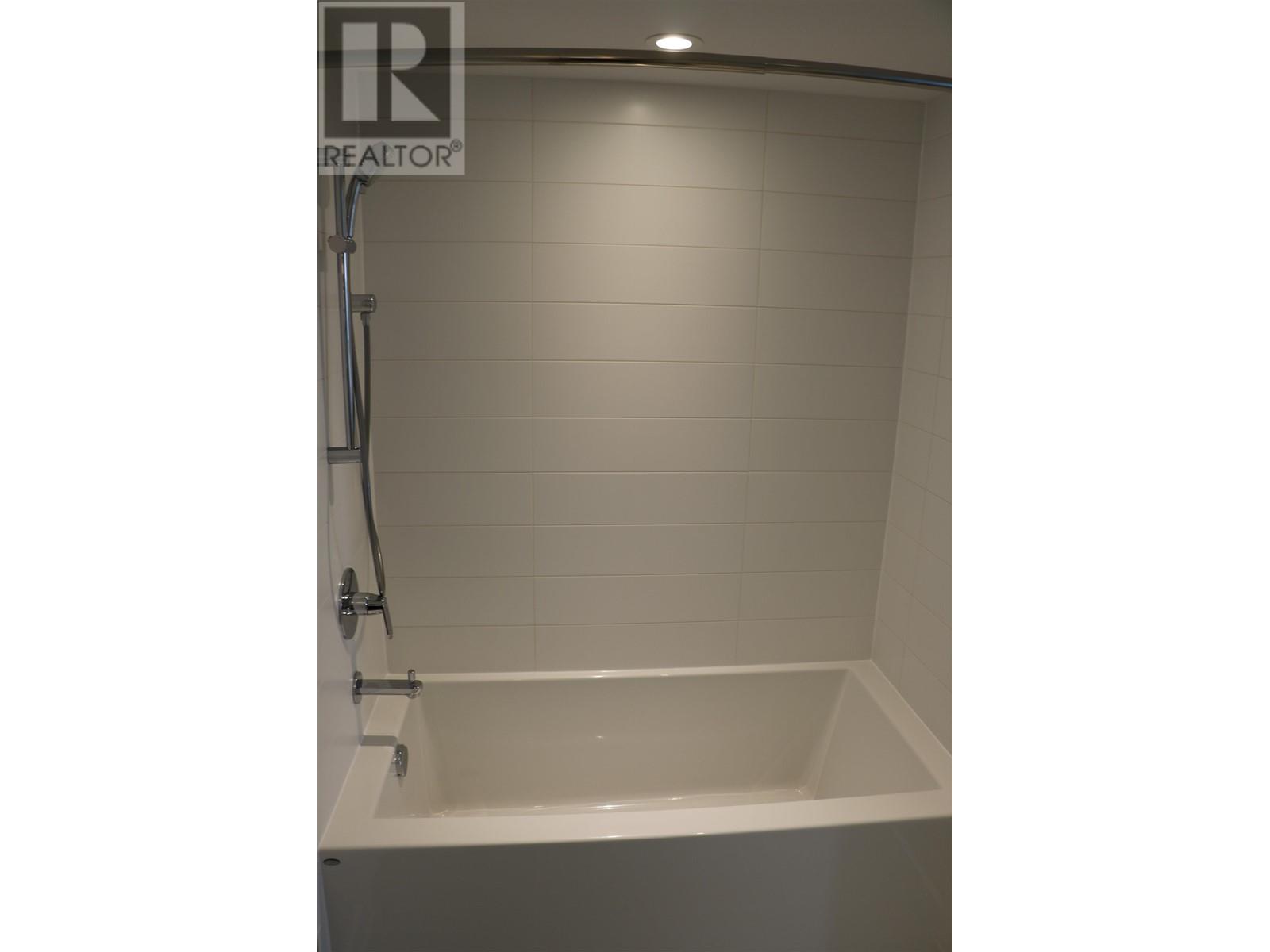 1808 908 Quayside Drive, New Westminster, British Columbia  V3M 0L4 - Photo 8 - R2978862