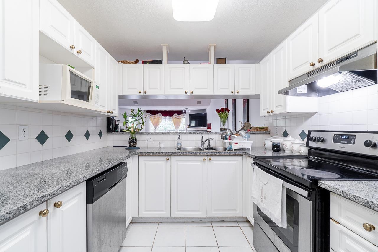 11 13670 84 Avenue, Surrey, British Columbia  V3W 0T6 - Photo 6 - R2978466