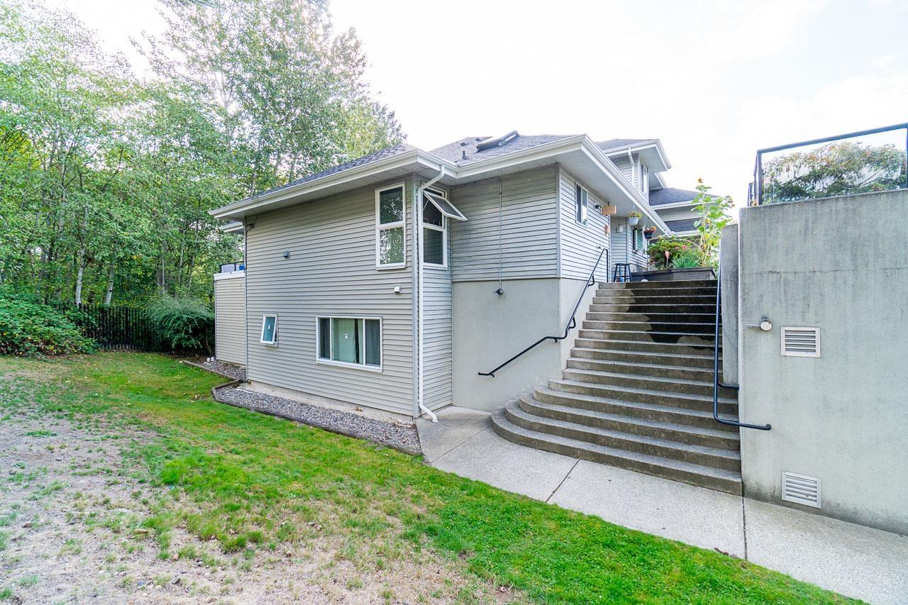 Property at 11 13670 84 AVENUE image 3